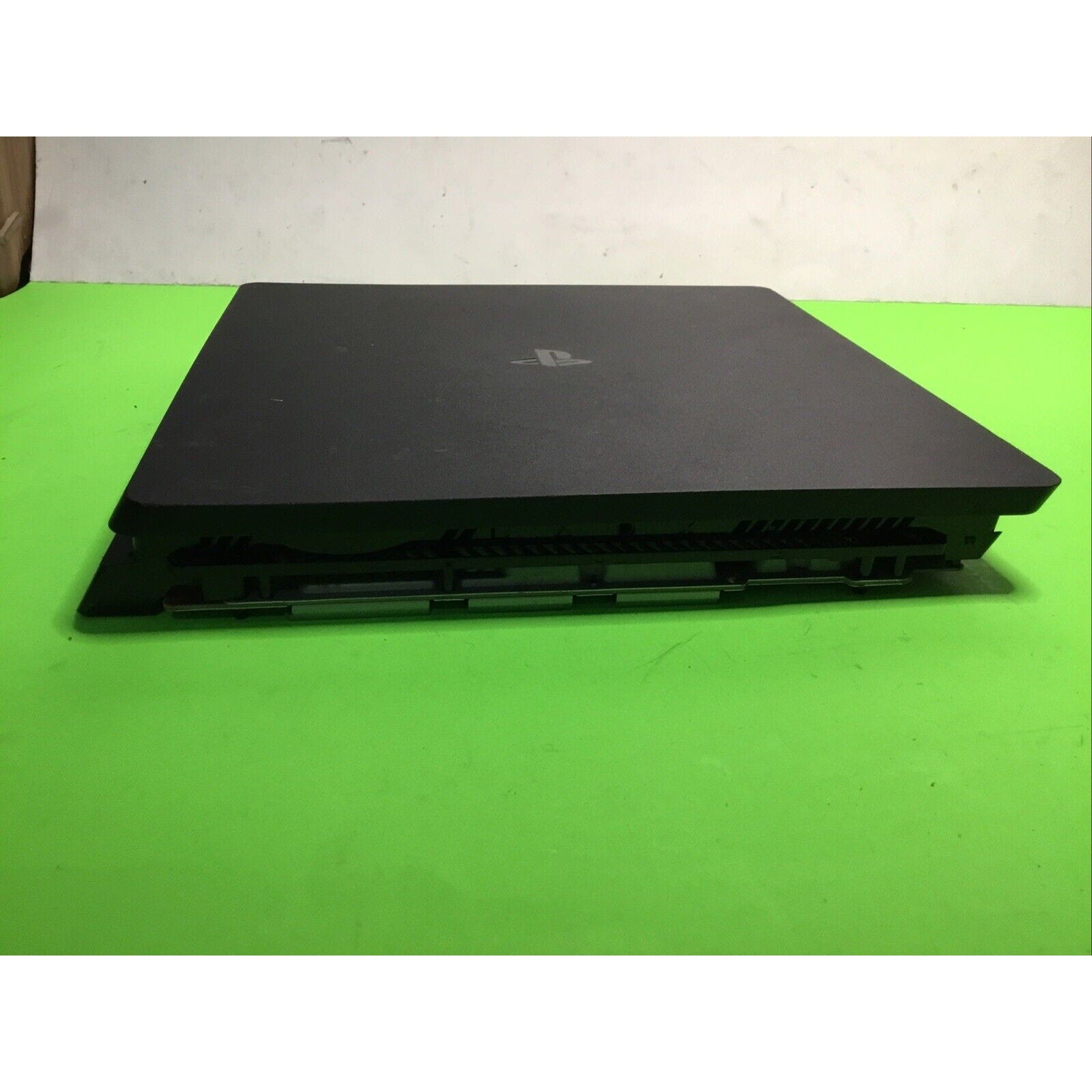 Sony PlayStation 4 Slim (Console Only) CUH-2215B UNTESTED, FOR PARTS/REPAIR