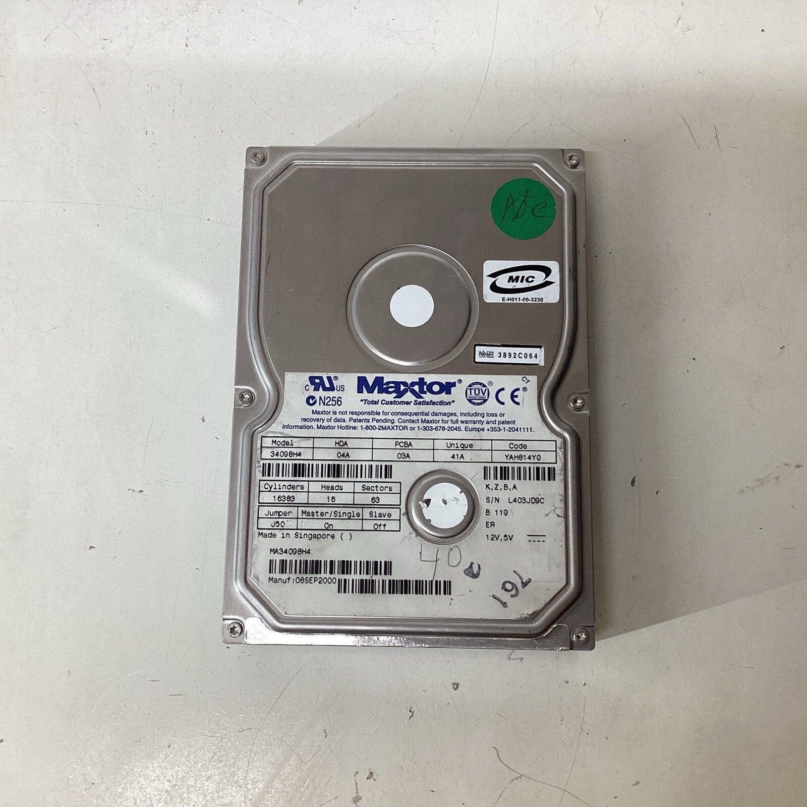 Maxtor 40GB DiamondMax VL 34098H4 3.5” IDE Hard Drive - For Parts