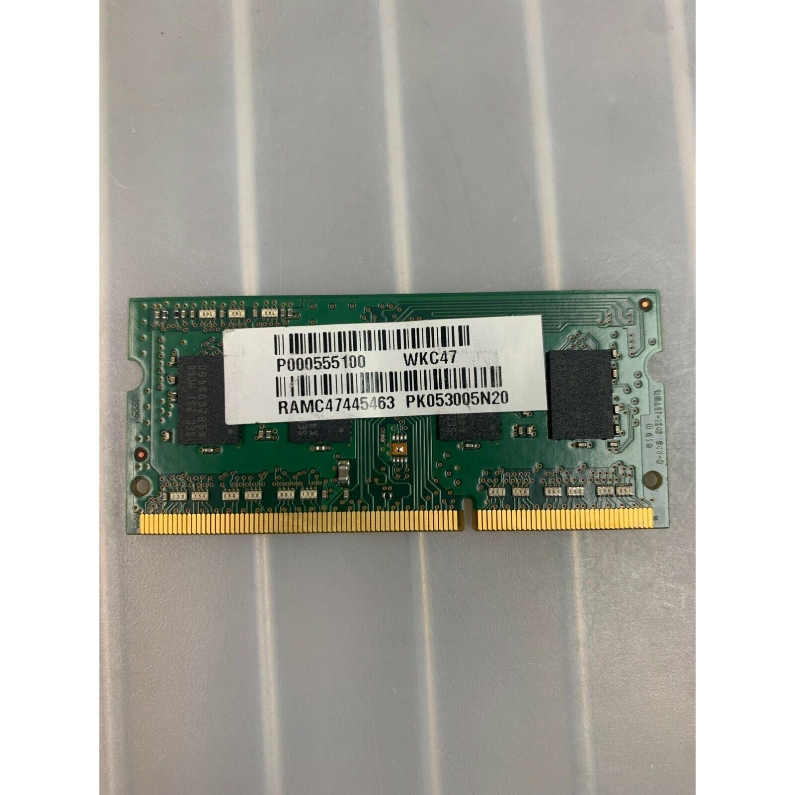 Samsung 2 GB SO-DIMM 1600 MHz PC3-12800 DDR3 Memory (M471B5773CHS-CK0) #A1