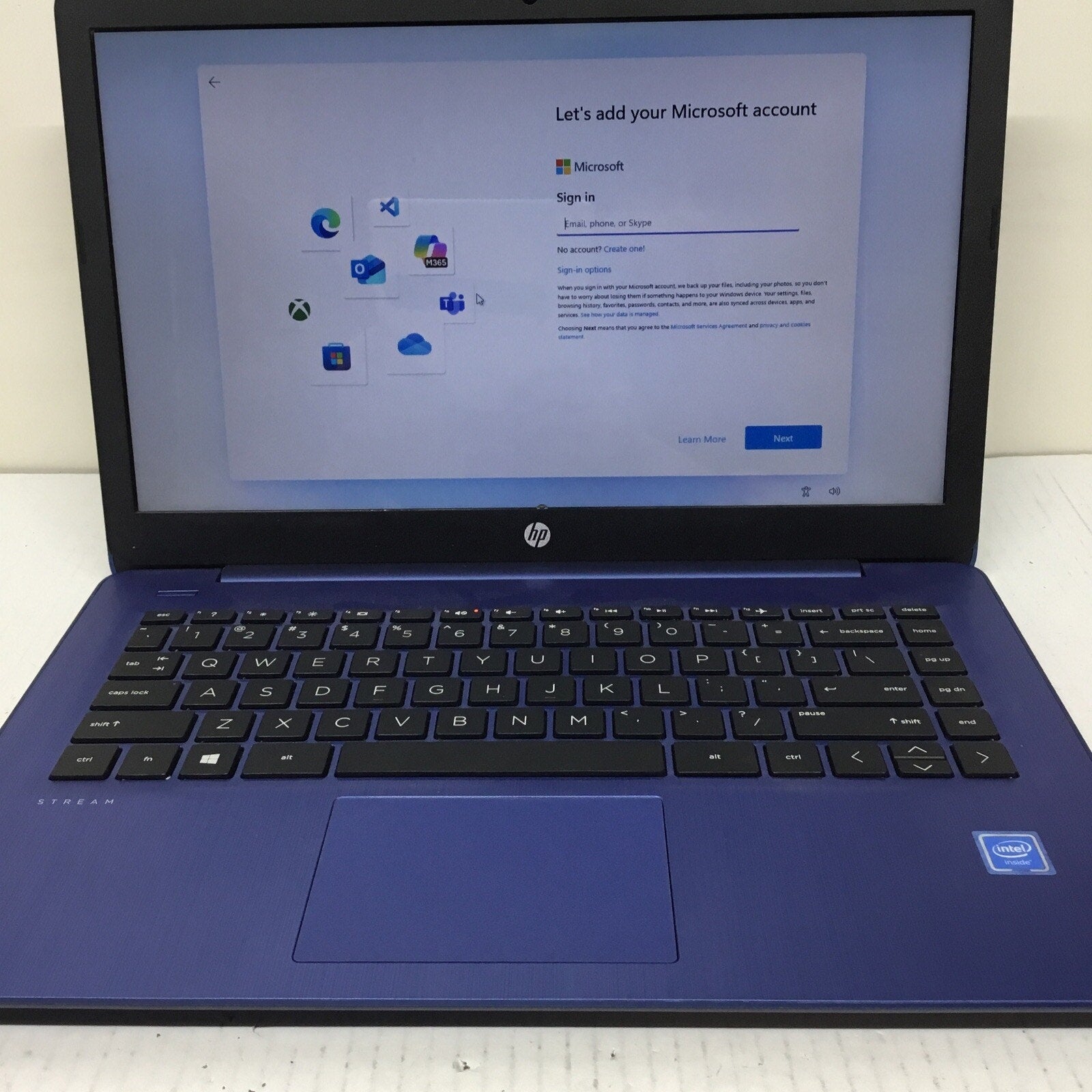 HP STREAM 14-CB161WM 32GB/4GB/1.6GHZ INTEL EMMC 14"