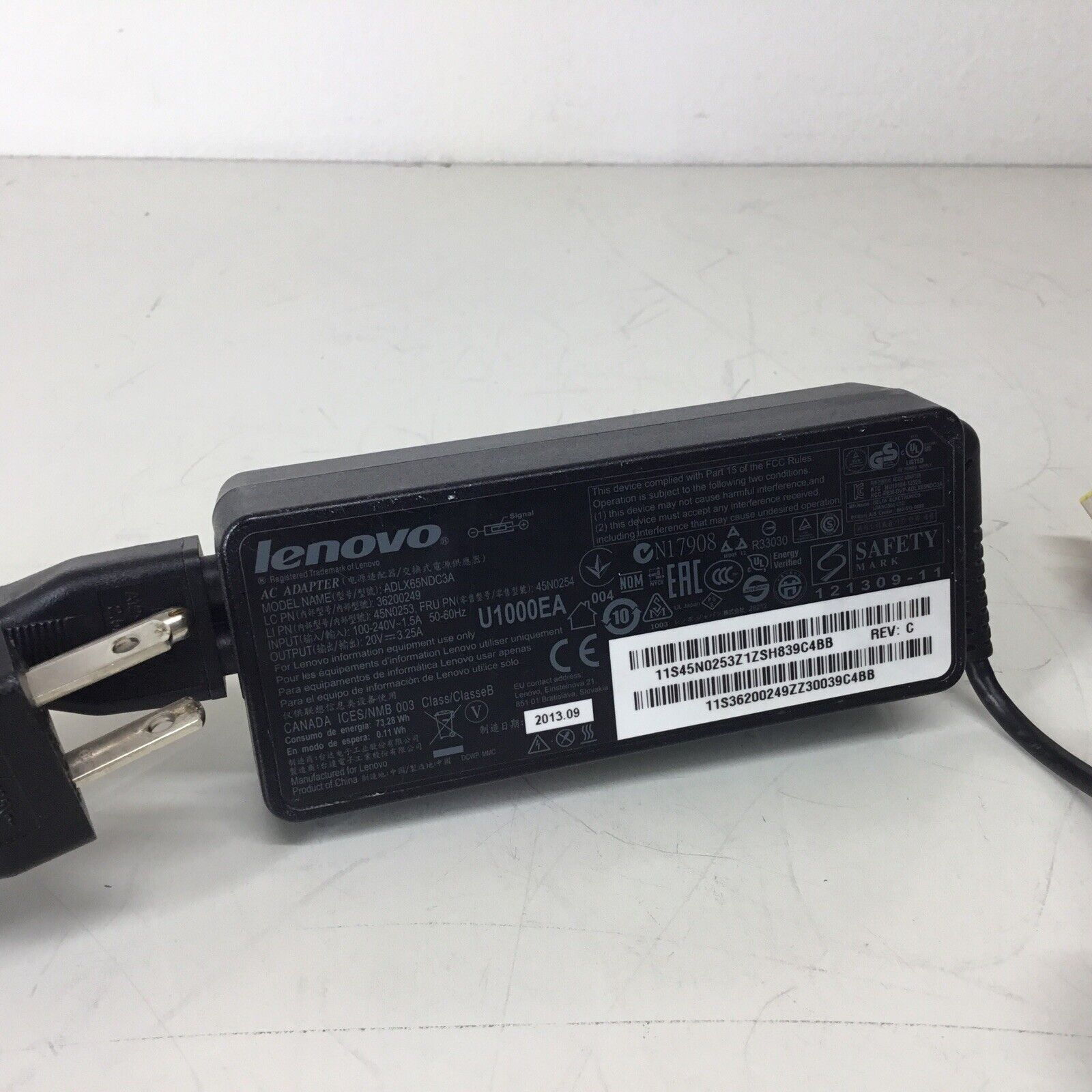 Lenovo ADLX65NDC3A 100-240V~1.5A 50-60Hz 20V 3.25A 65W AC Adapter