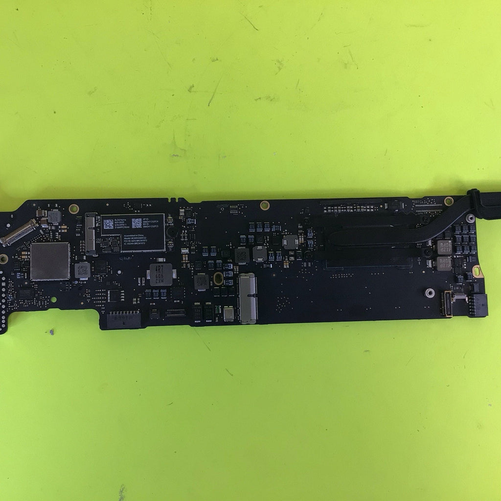 MacBook Air 13" A1466 Logic Board Core i5 1.6GHz 4GB RAM 820-00165-A
