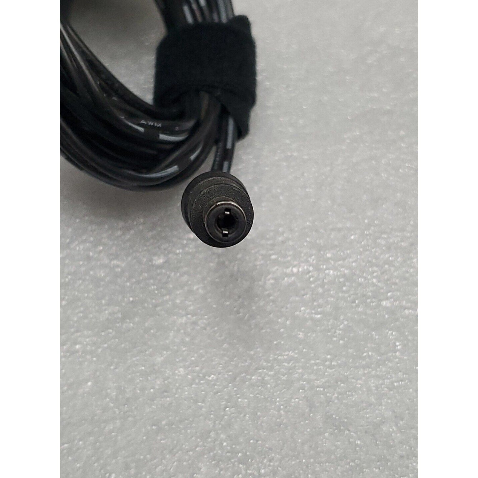 Leader Electronics Inc. MT20-21120-A00F AC Power Adapter 12V 750mA 503913-004