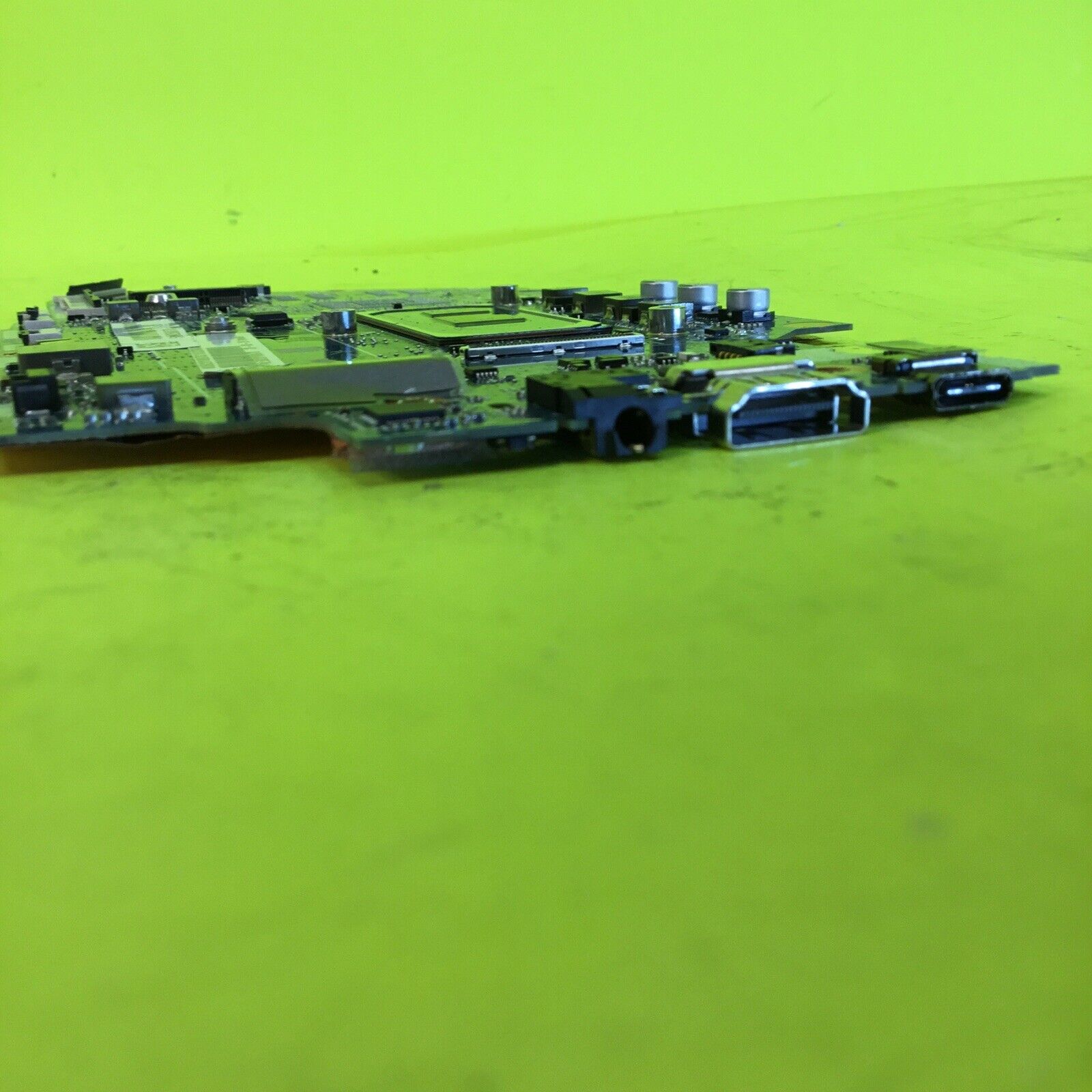 5B20Y88970 OEM LENOVO MOTHERBOARD INTEL I5-1035G1 IDEAPAD 5 14IIL05 81YH