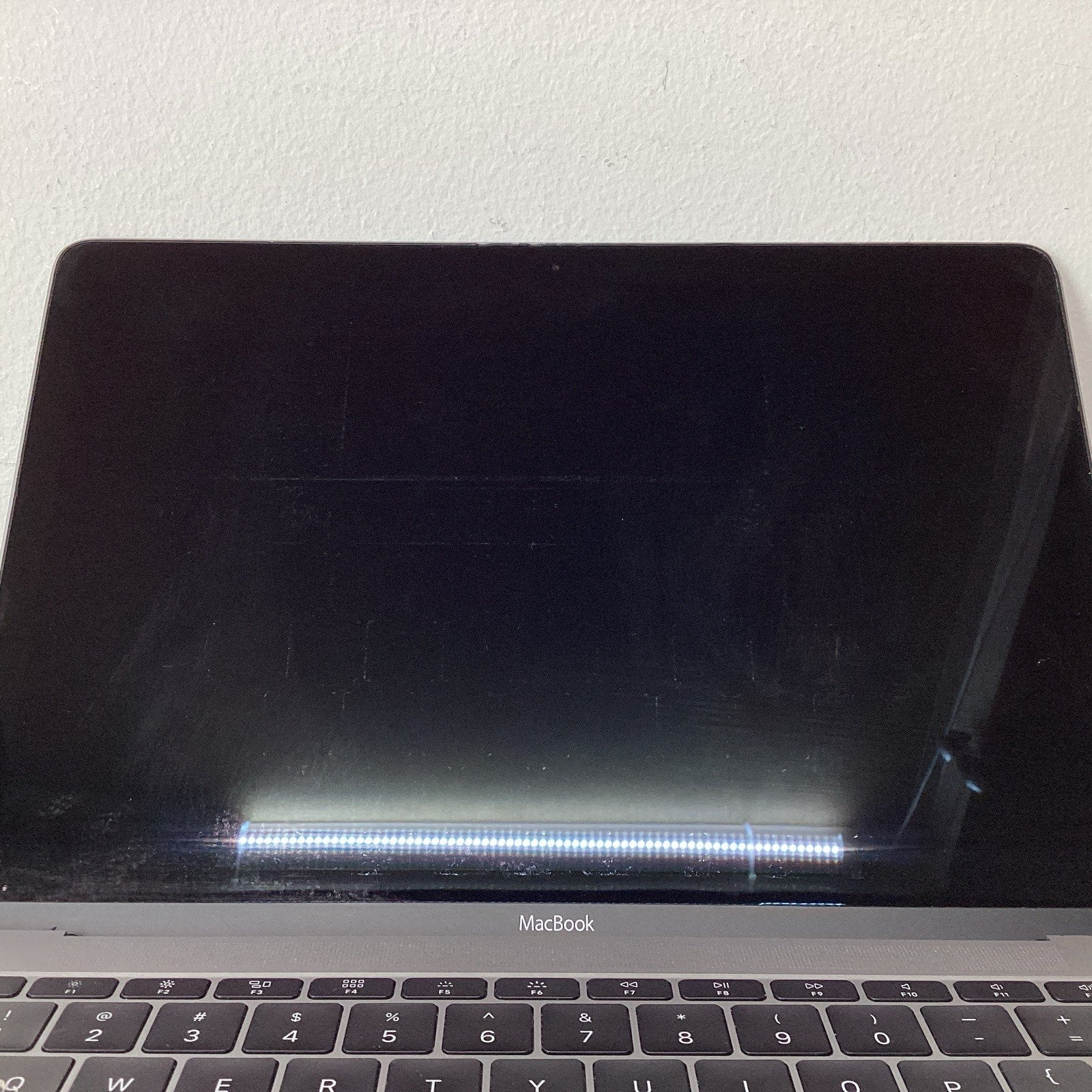 Apple MacBook A1534 12" 2015 Intel Core M 8GB RAM - For Parts