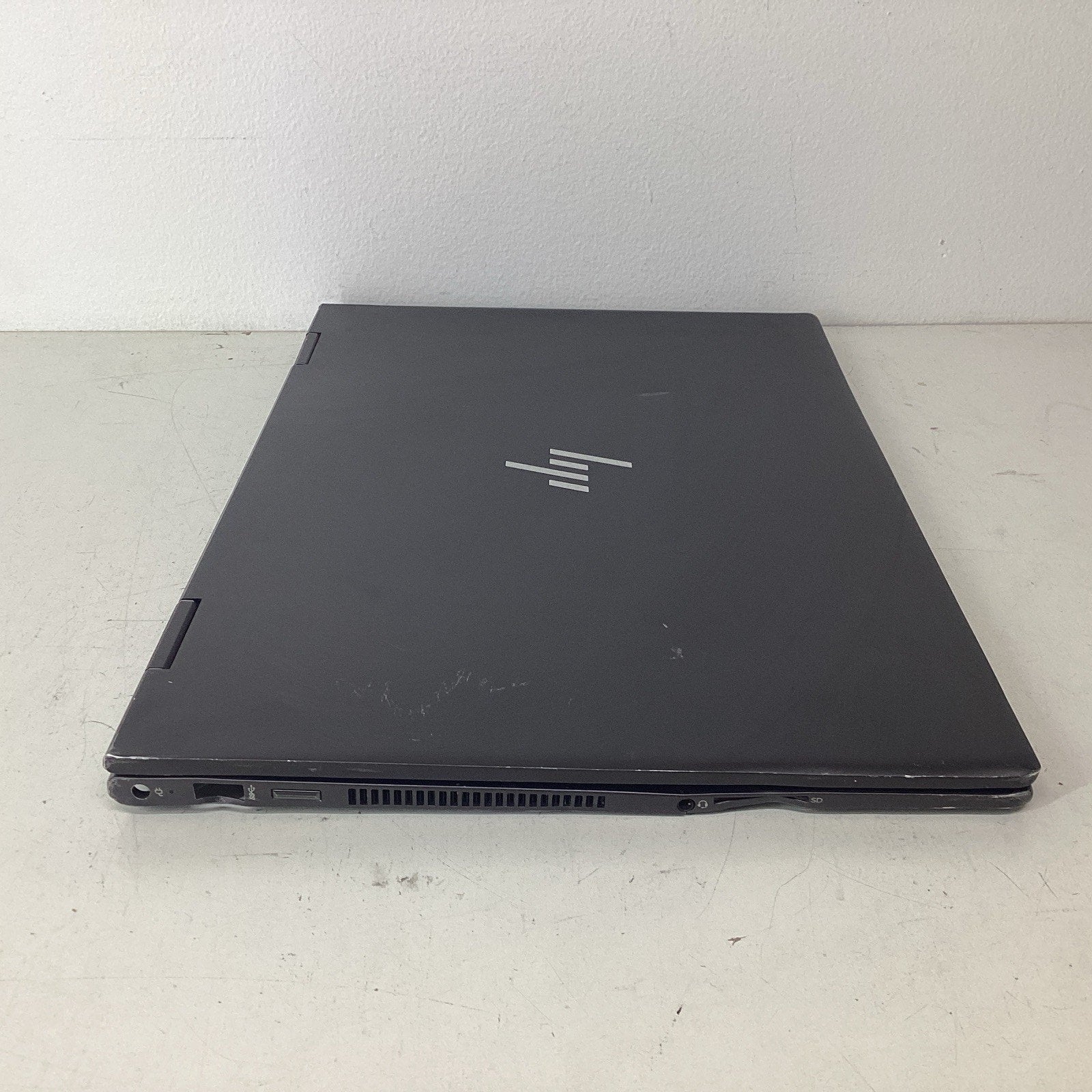 HP Envy x360 15m-ds0011dx Laptop AMD Radeon Missing Parts Read - For Parts