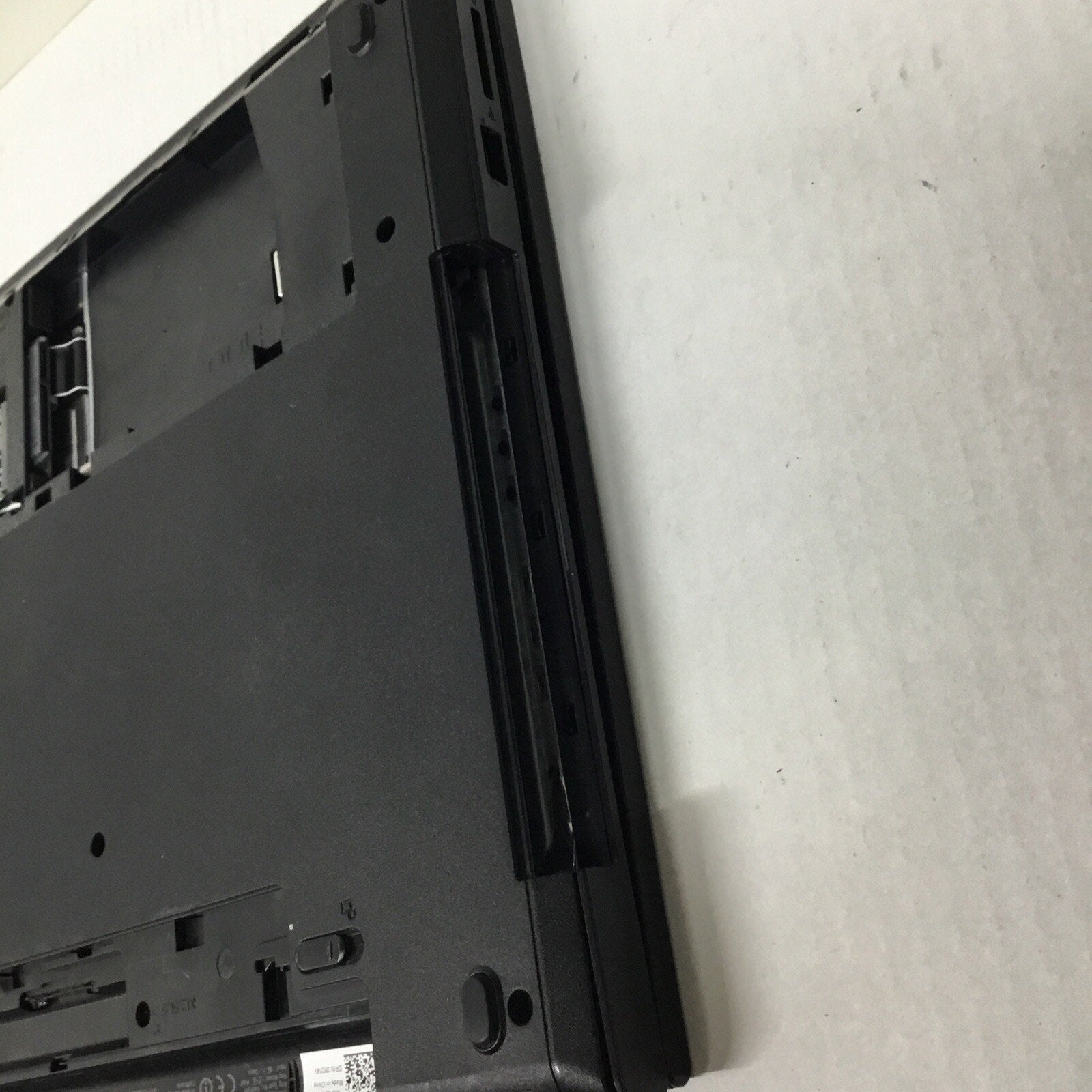 Dell Inspiron 15 3878 For Parts Read Desc UNKNOWN SPECS