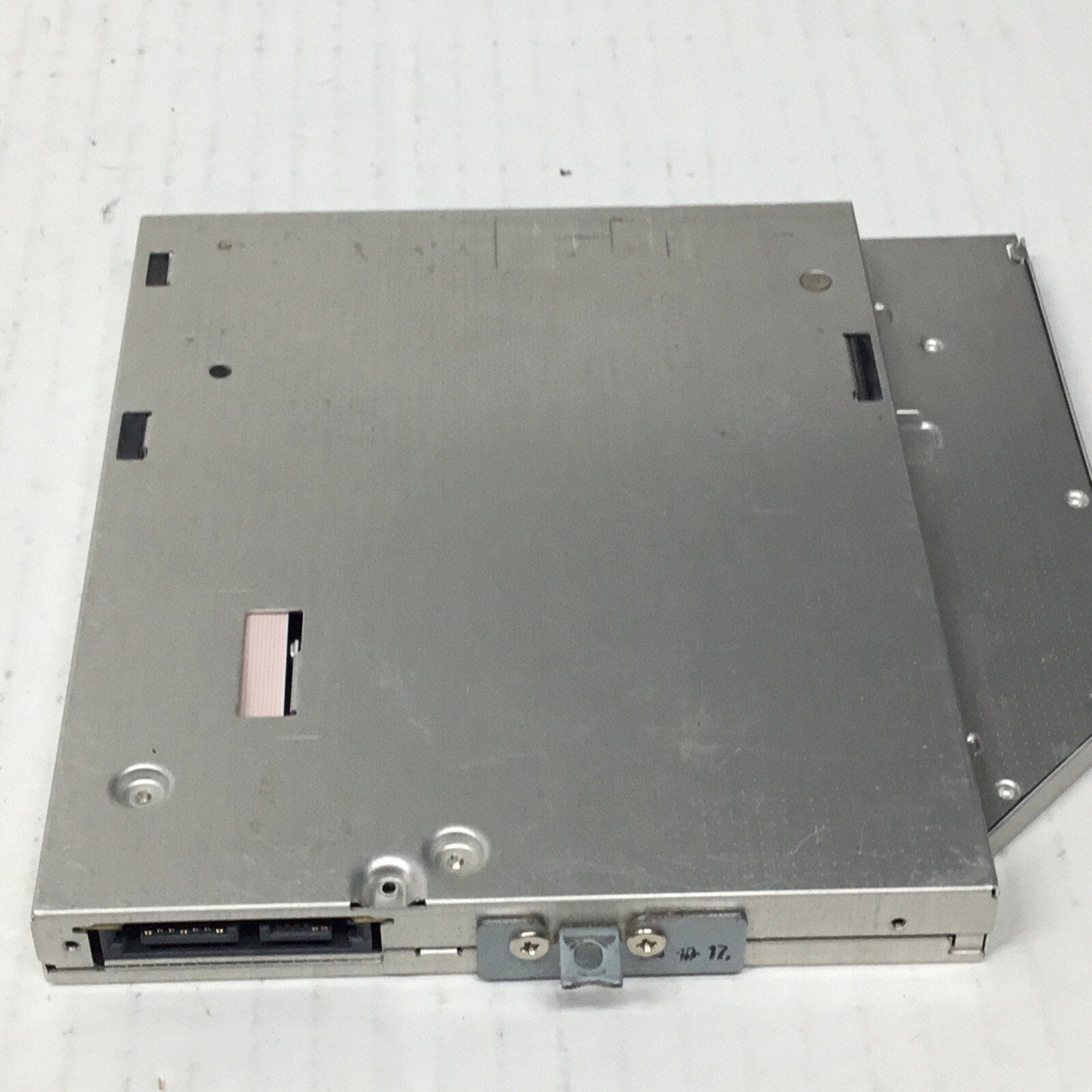 DELL DS-8D9SH Dell SATA DVD ROM Media Drive PN: 0R7J8C No Front Bezel