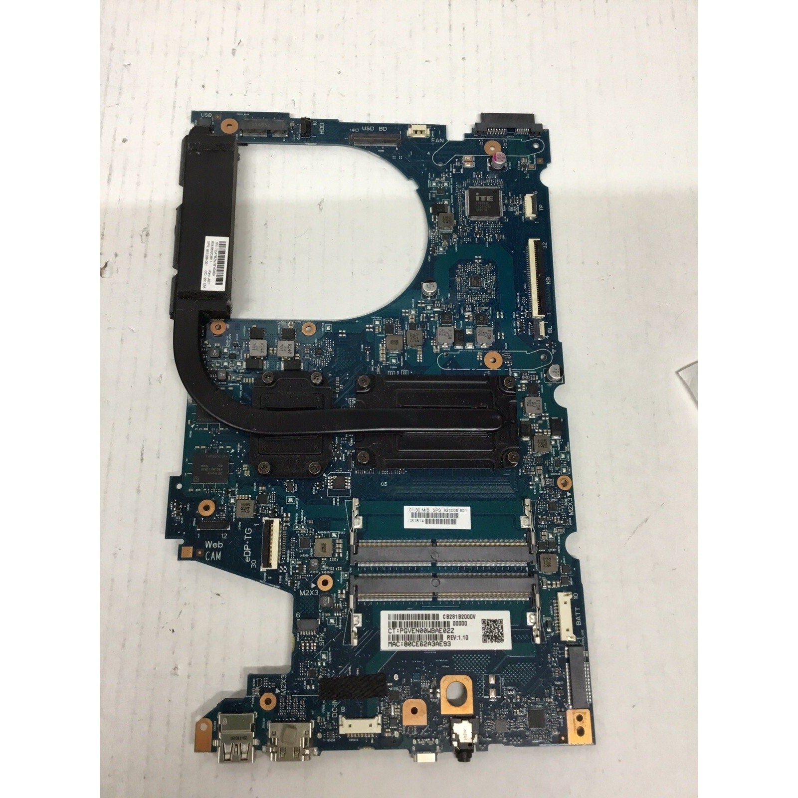 HP Envy 17-u Series i7-8550U Motherboard GeForce MX150 924006-601 6050A2922701