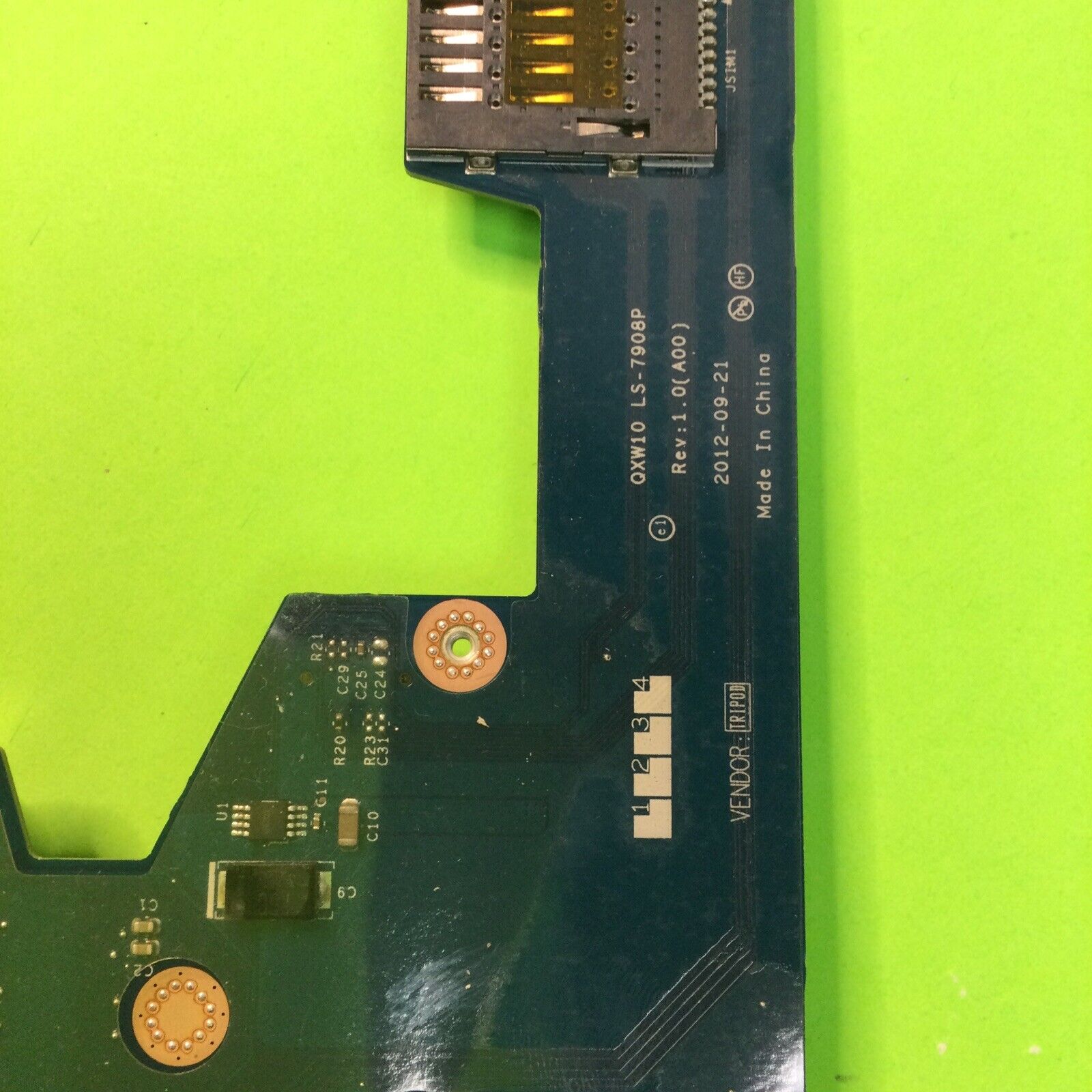 Dell Latitude E5530 Laptop Ethernet USB VGA Port Board 0826R6 LS-7908P