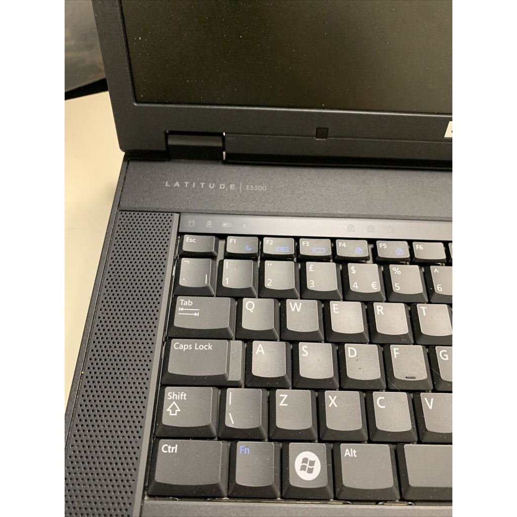 Dell Latitude E5500 Laptop C2D P8400 @2.26GHz 3GB RAM - No HDD/No Power Adapter