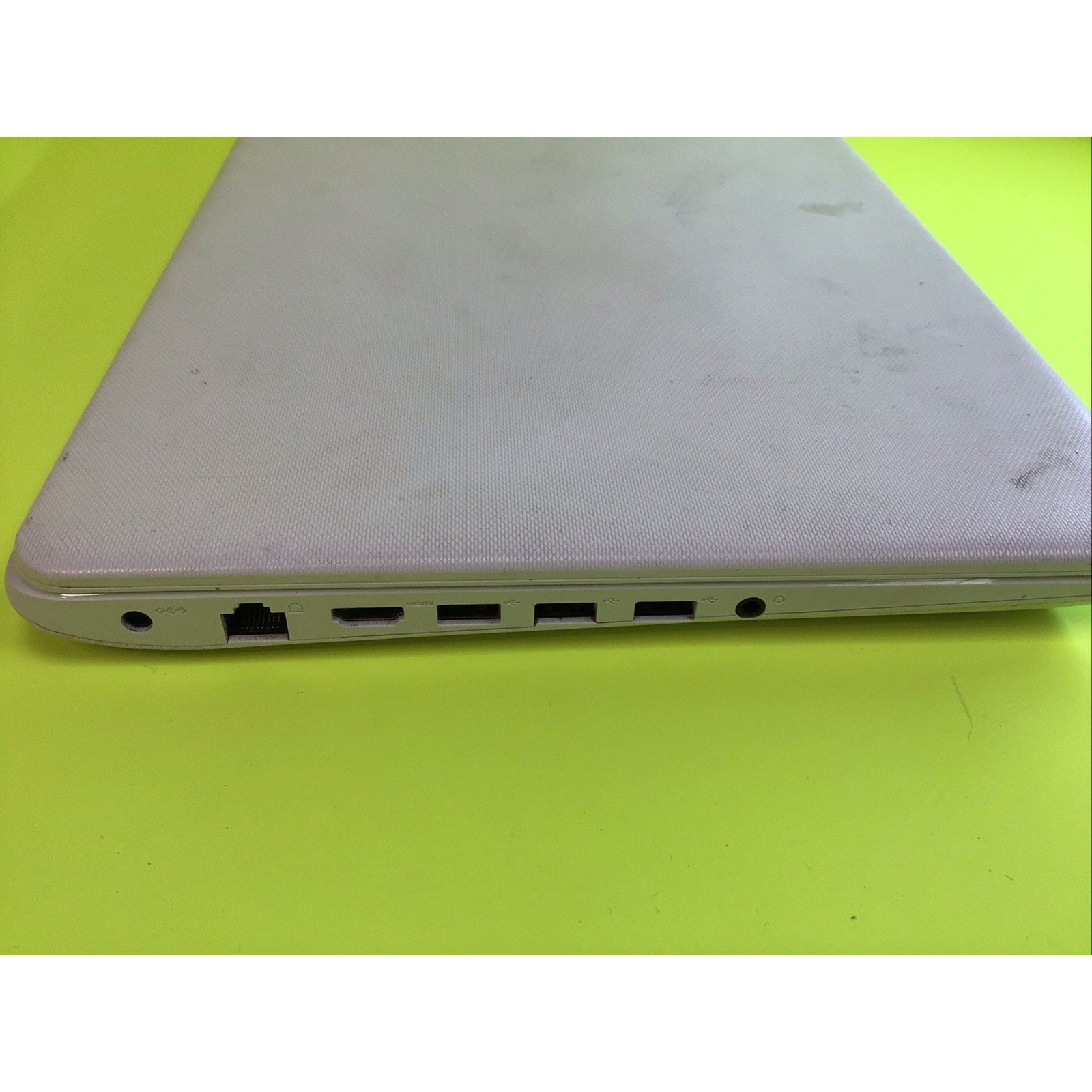 Samsung NT300E5K-L56S i5-5200U 8GB RAM NO HDD Laptop FOR PARTS or REPAIR