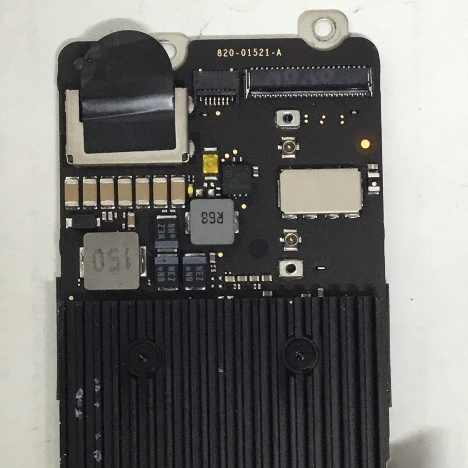 Macbook Air A1932 13.3 2019 Logic Board i5 1.6GHz 8GB 820-01521-A *Read