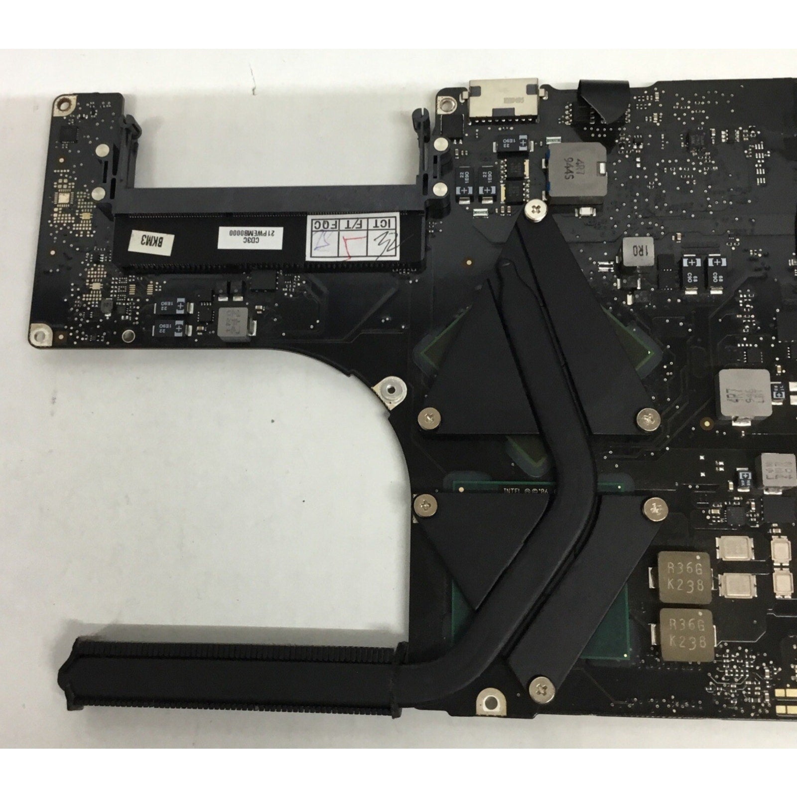 MACBOOK PRO 15" A1286 LOGIC BOARD 820-2533-B