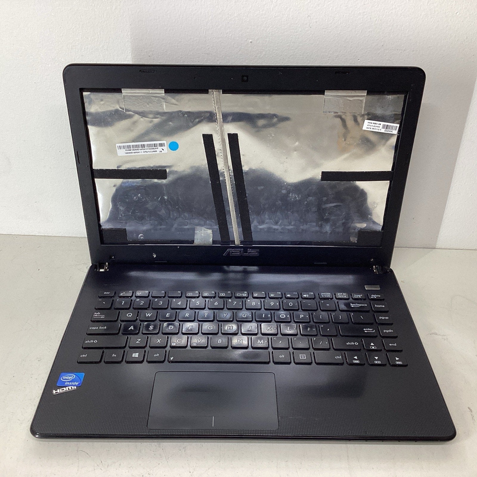 ASUS X401A-BCL0705Y 14" Ultrabook Notebook 4GB RAM 320GB HDD - For Parts