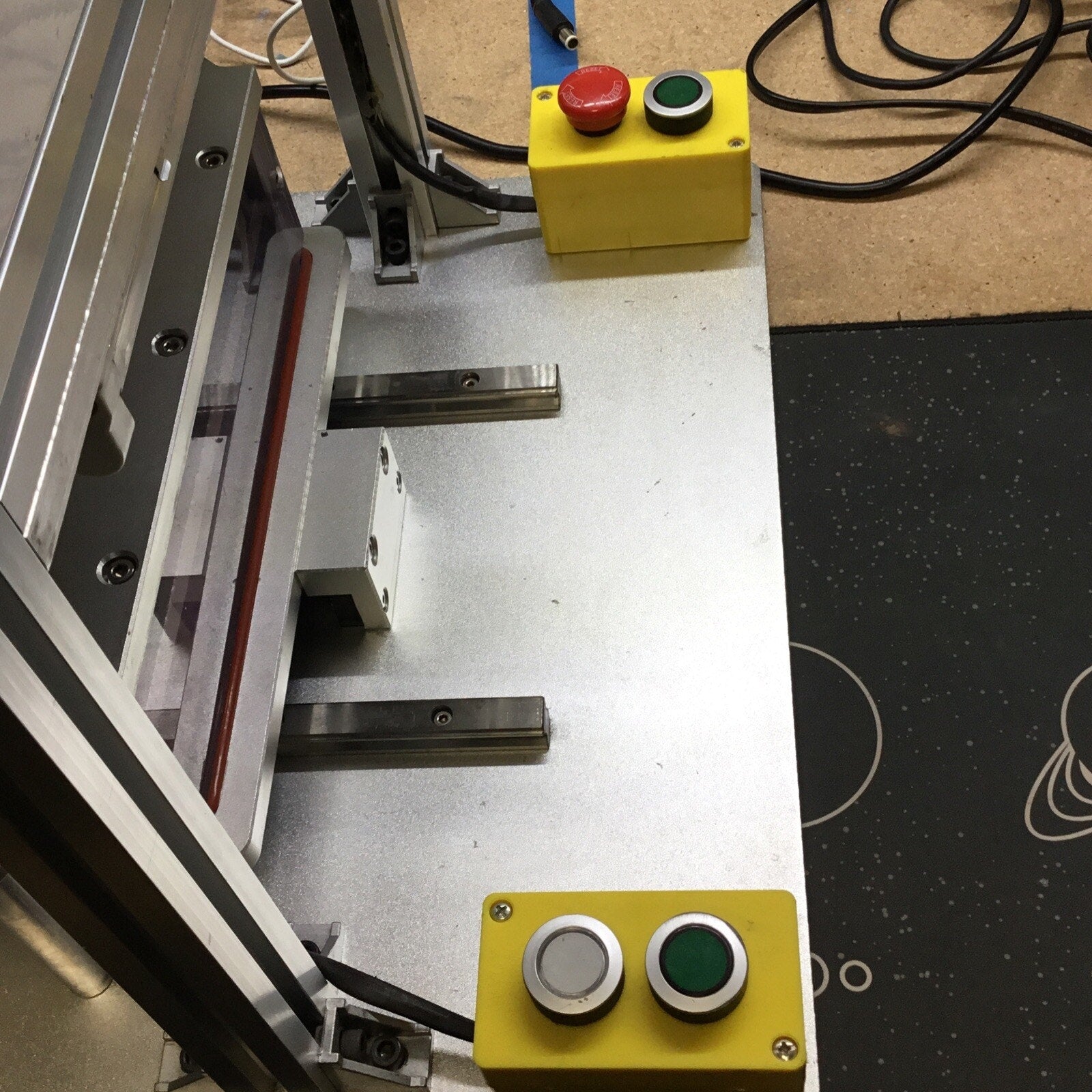 110V Vacuum Laminating Machine OCA Laminator For Phone/Pad LCD Screen