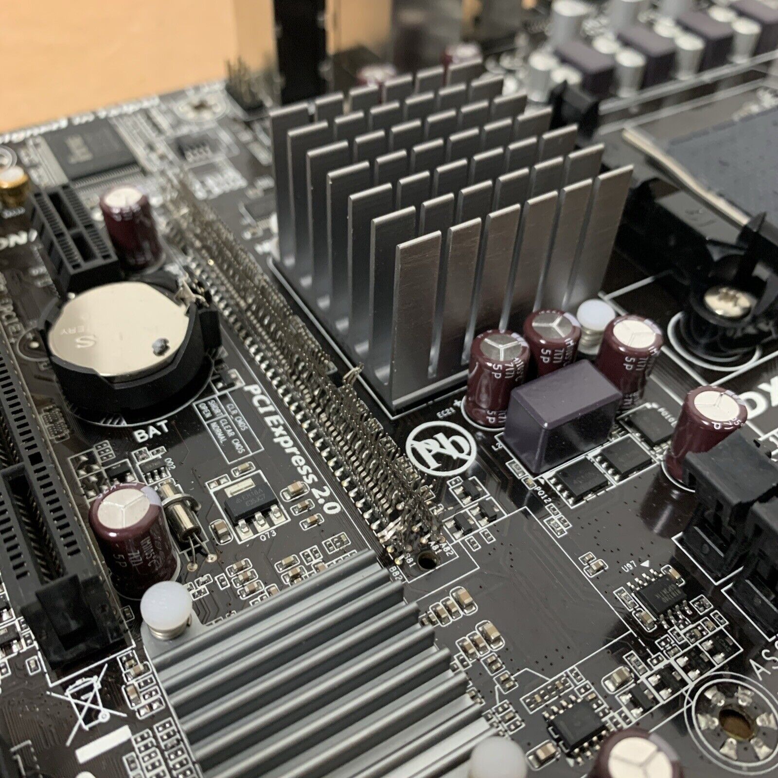 Gigabyte GA-78LMT-S2 760G Micro-ATX AM3+ Desktop Motherboard - BROKEN! FOR PARTS