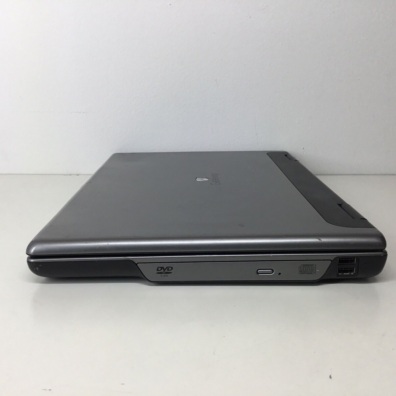 Gateway MX9711 PA6A Laptop Intel T2060 100GB - For Parts