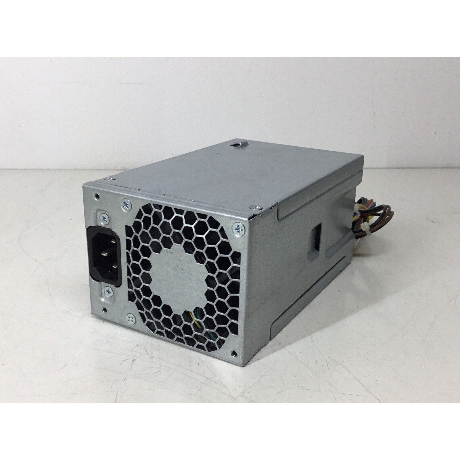 PCE011 HP 80 Plus Platinum 200W Power Supply 796349-001 796419-001