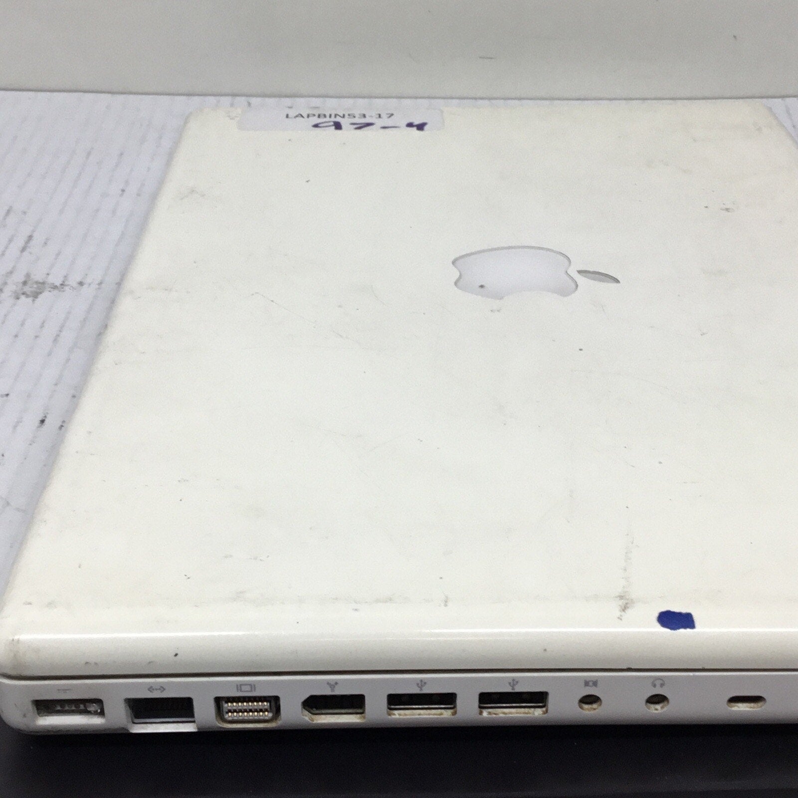 2006 Vintage Apple MacBook A1181 For Parts READ DESC