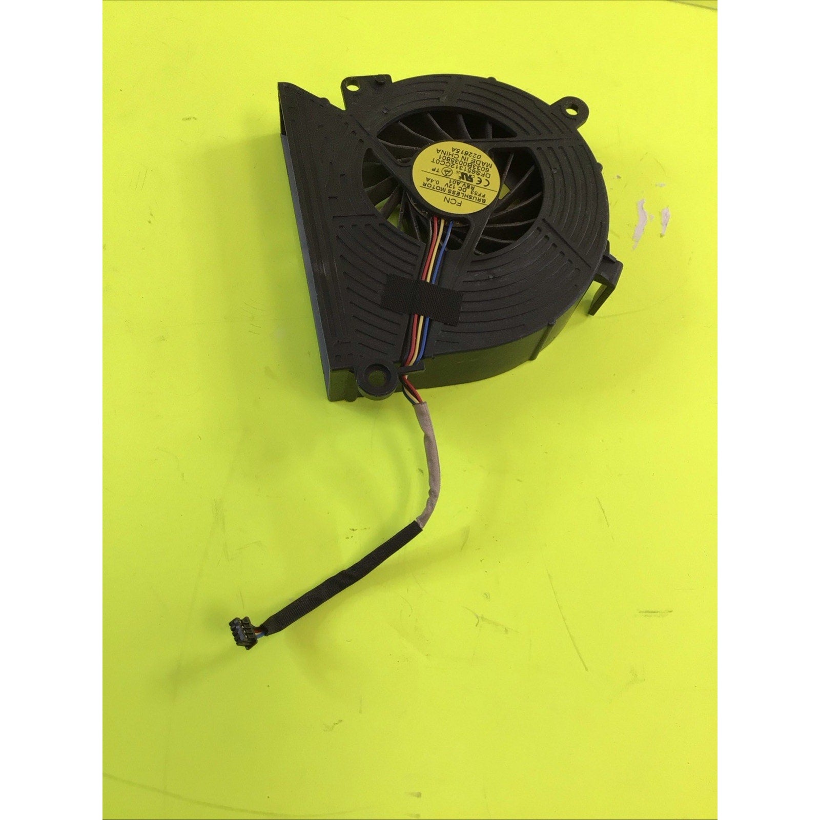 CPU Cooling Fan For HP Pavilion 23-g AiO 23-g010 23-g011 739393-001