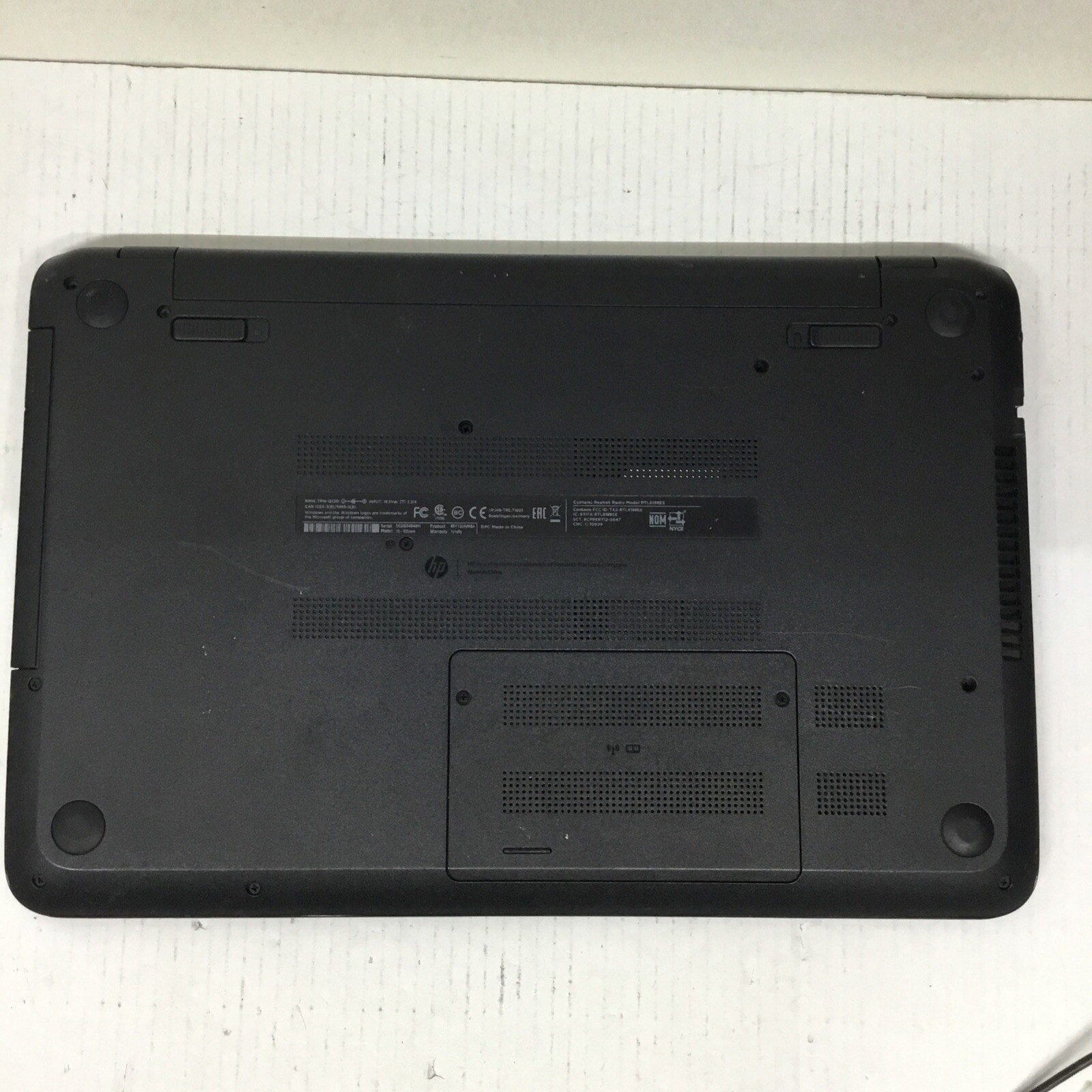 For Parts HP 15-f222wm 15.6" Laptop READ DESCRIPTION