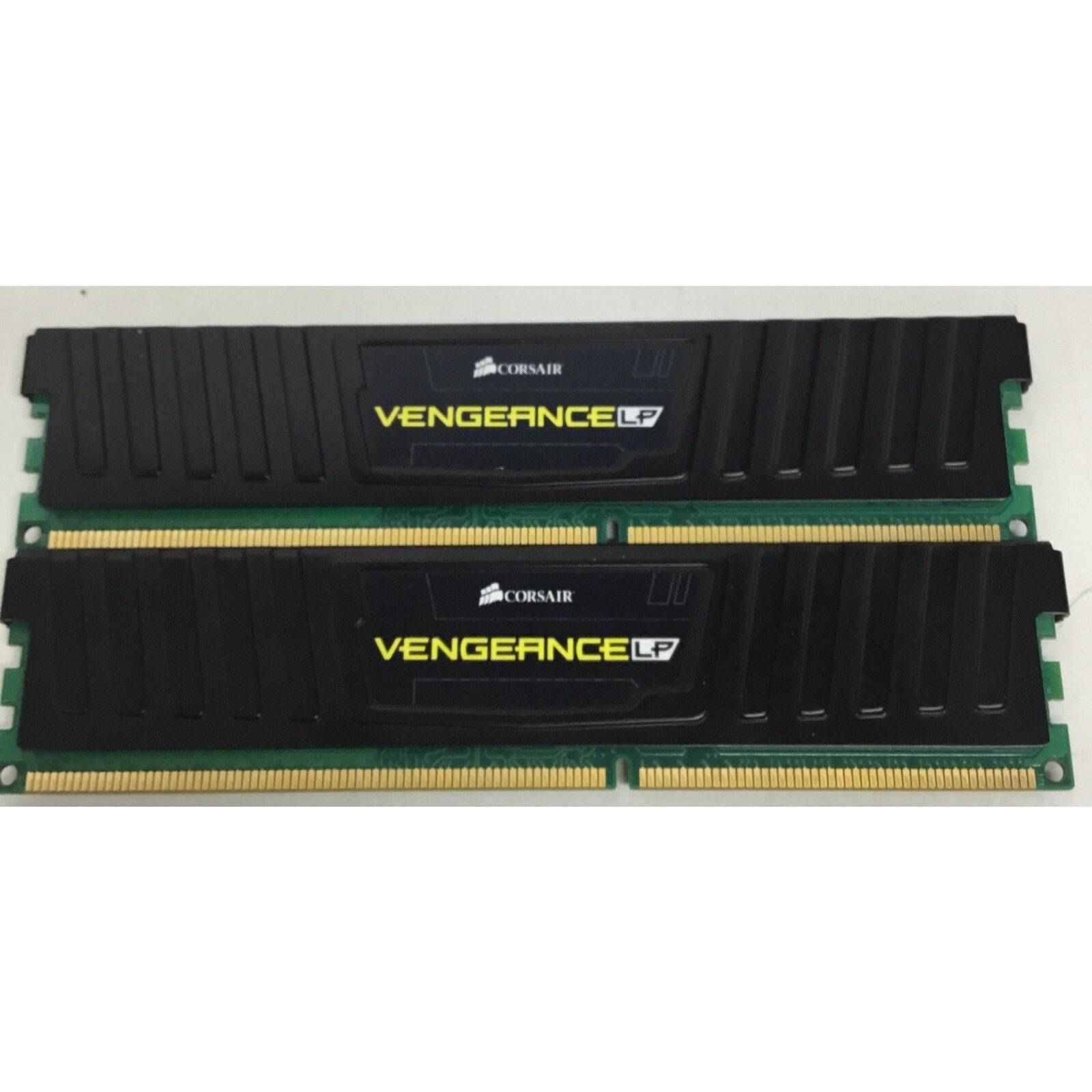 8GB (4GBx2) Corsair Vengeance LP PC3-12800 Non-ECC DDR3 Ram CML8GX3M2A1600C9
