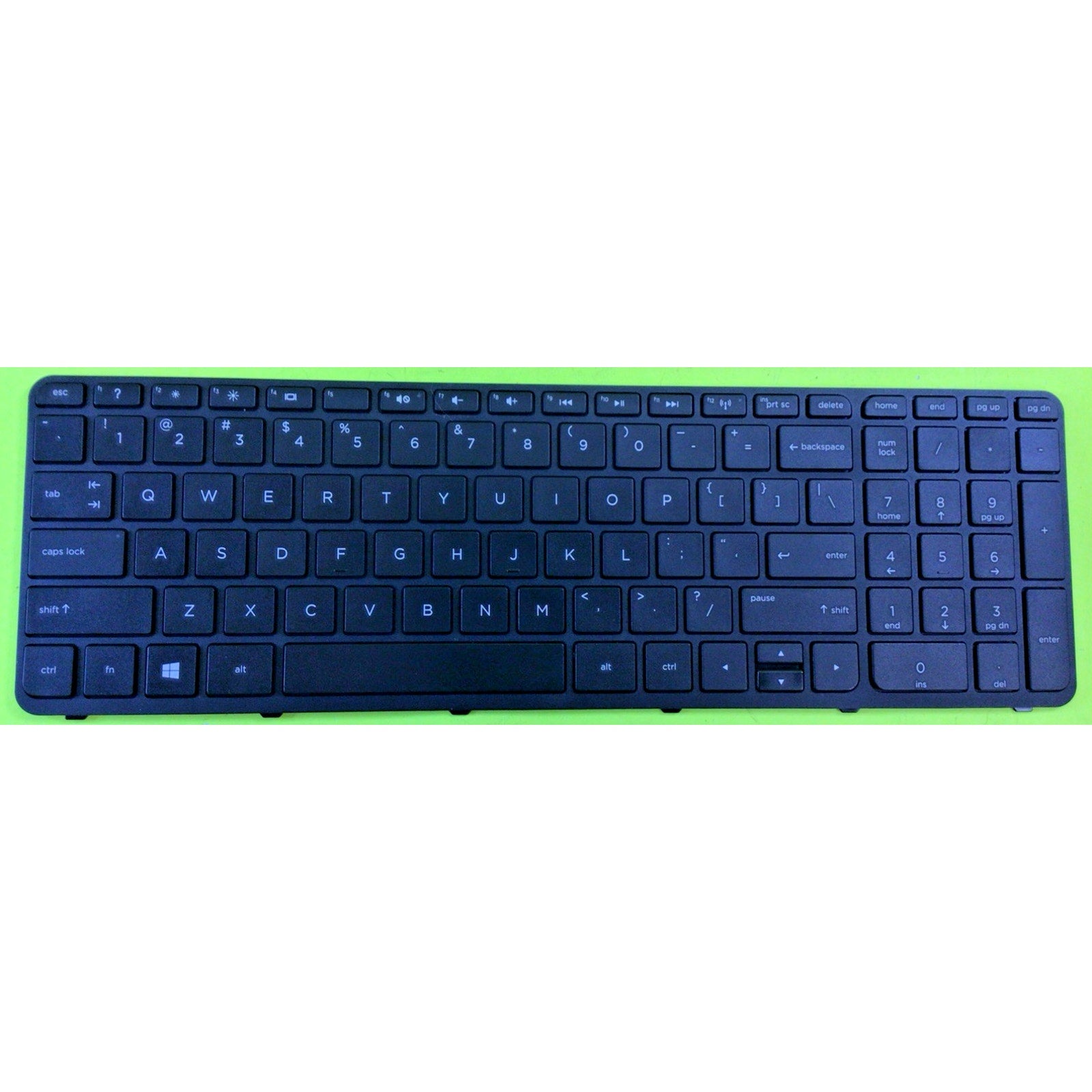 HP Laptop 15-f039wm Keyboard 708168-001