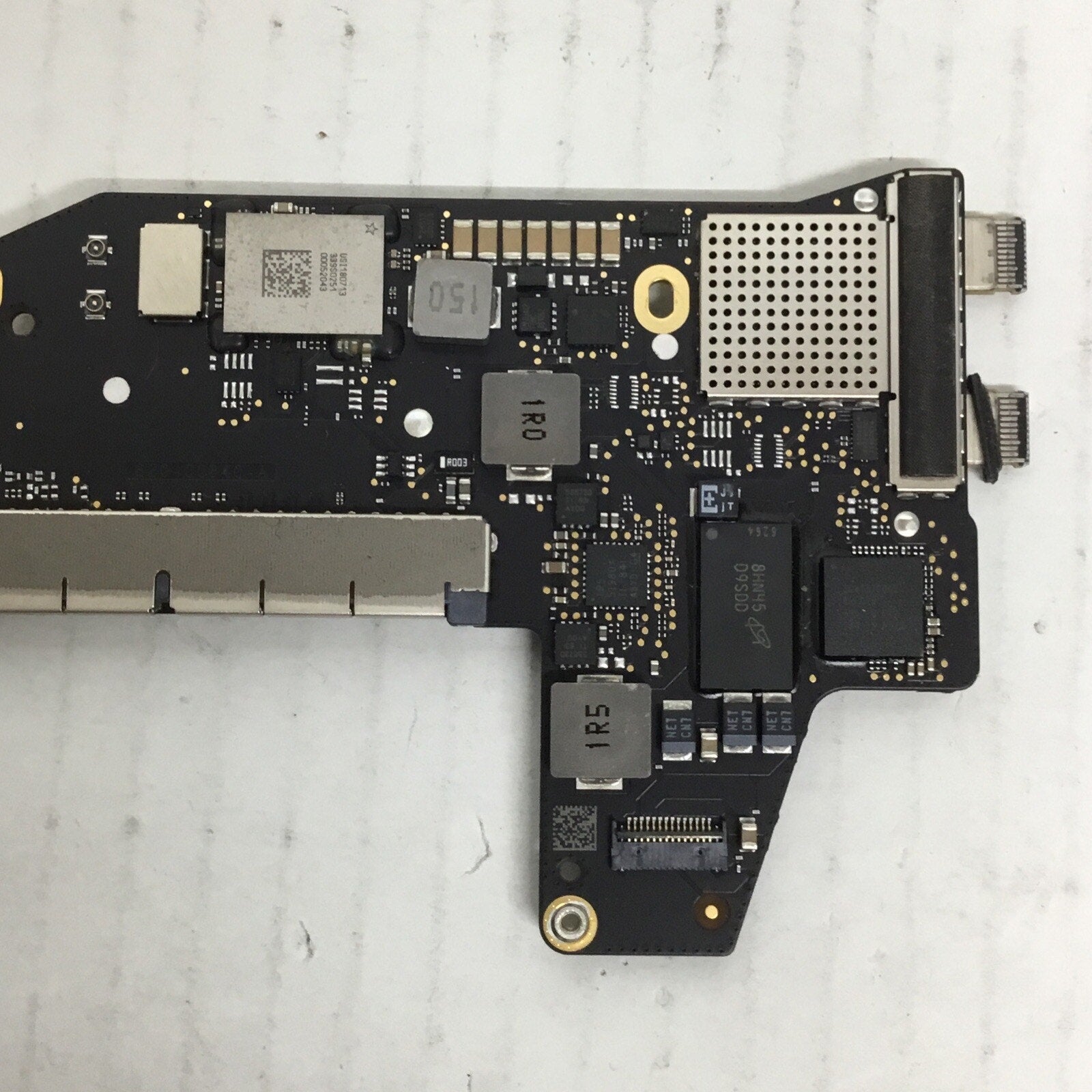 820-00840-A Logic Board MacBook Pro A1708 FOR PARTS