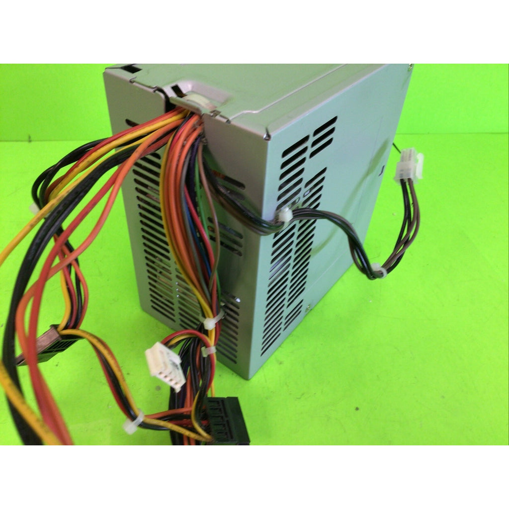 Dell 0XW601 300-Watts Power Supply 24/4 PIN ATX SATA DELTA DPS-300AB-24