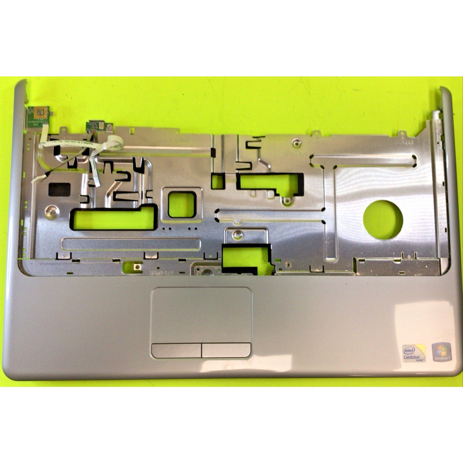 Dell Inspiron 1750 Palmrest and Touchpad G586T 0G586T