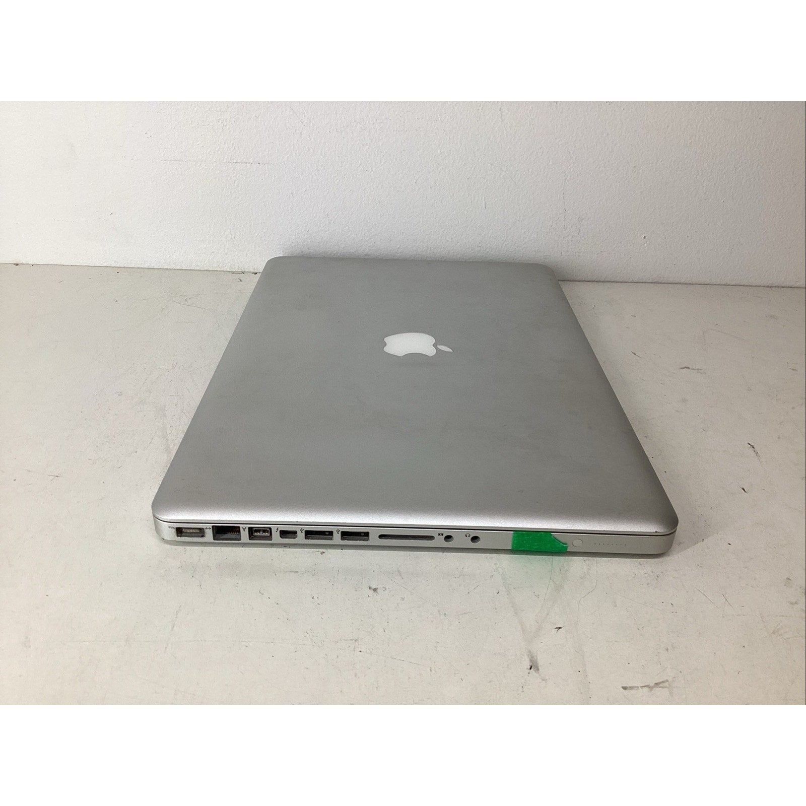 Apple MacBook Pro 2010 Model A1286 Silver No Battery, HDD - For Parts