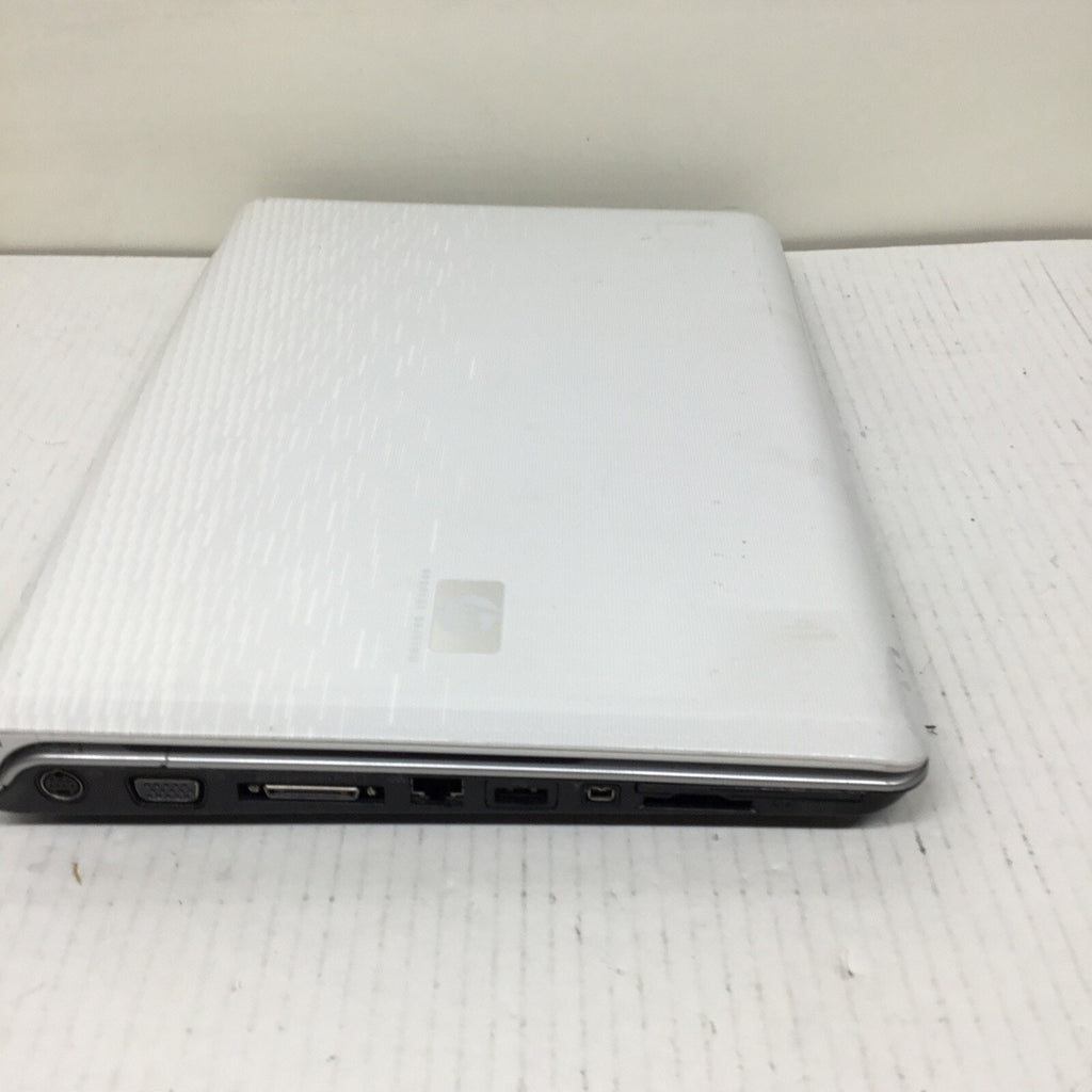For Parts HP Pavillion DV2000 Laptop For Parts or Repair READ DESC