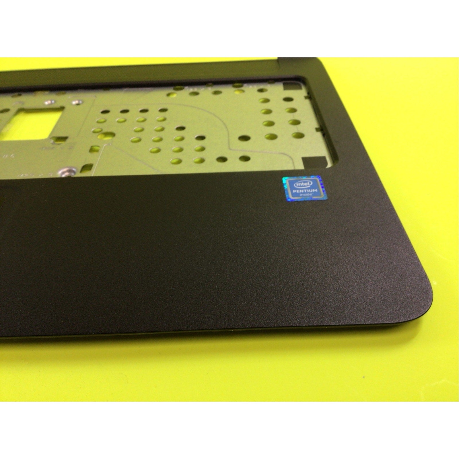 HP 15-F222WM Palmrest Touchpad Assembly