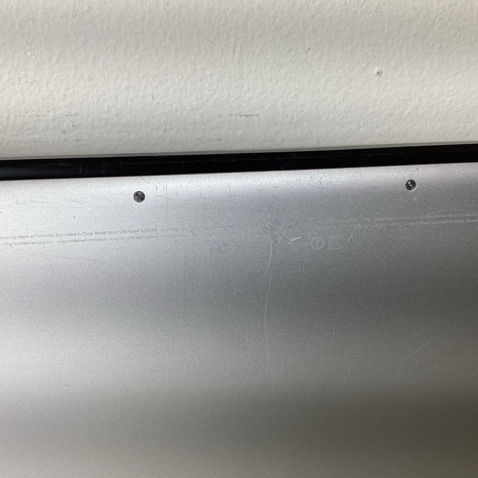 MacBook Pro 13" 2008 Core 2 Duo 4GB RAM 500GB HDD A1278 - For Parts