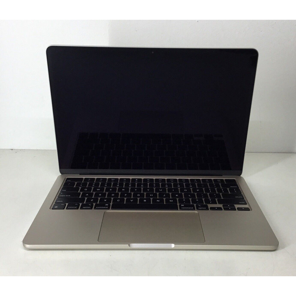 2024 Apple MacBook Air 13.6in M3 Chip 256 GB SSD 8GB RAM 8-Core GPU MRXT3LL/A