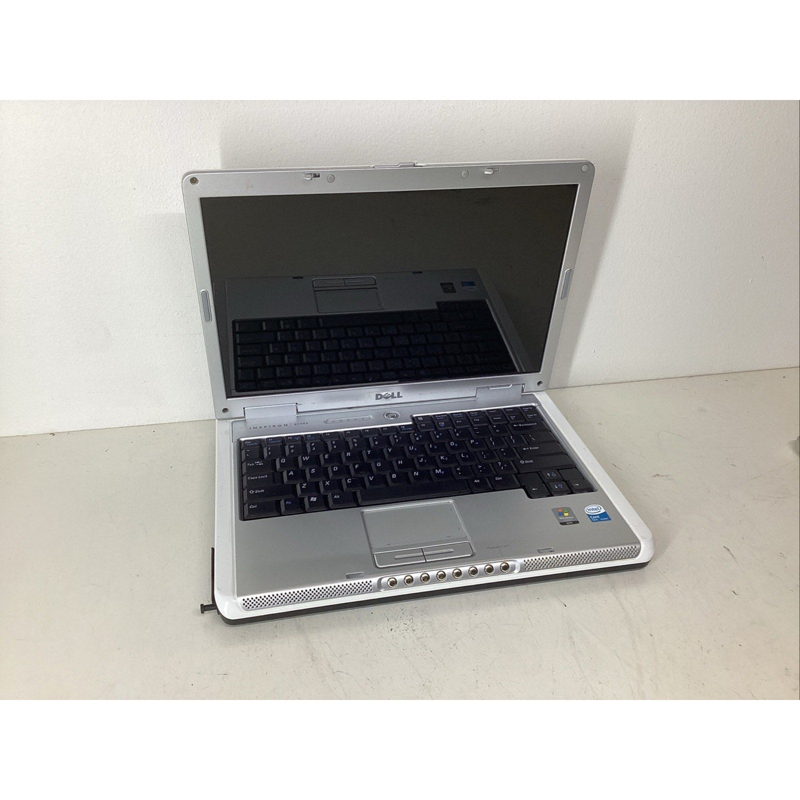 Dell Inspiron E1405 14.3" Intel Core 2 Duo No RAM or HDD - For Parts
