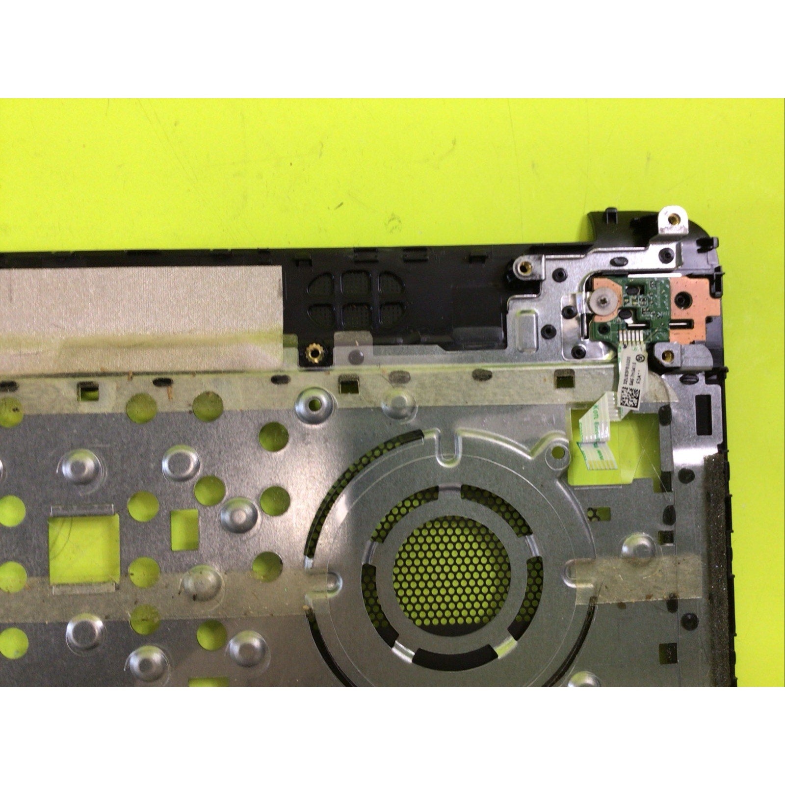 HP Laptop 15-f039wm Palmrest Touch Pad Assembly