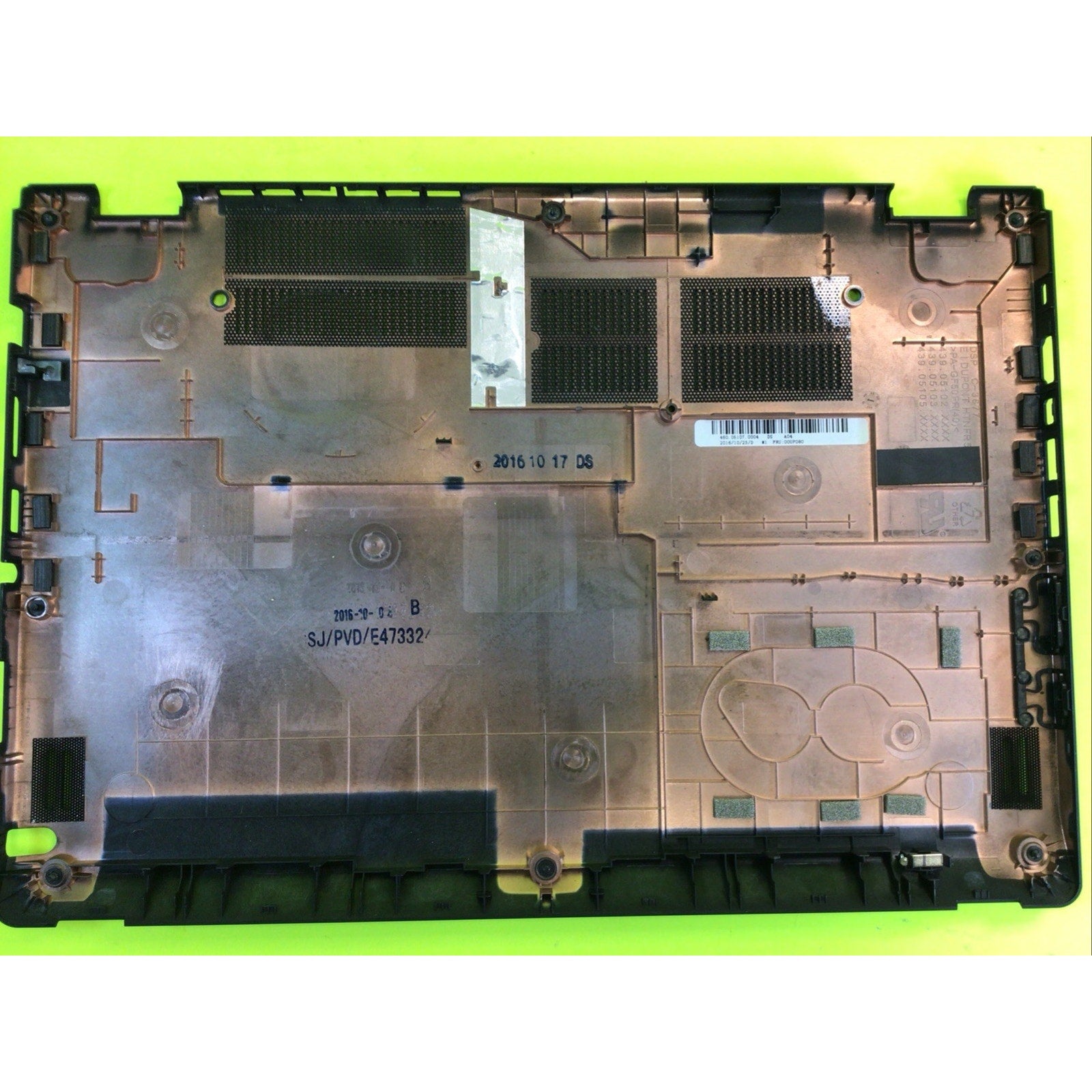 Lenovo ThinkPad Yoga 14 14" Bottom Case Cover 00UP080