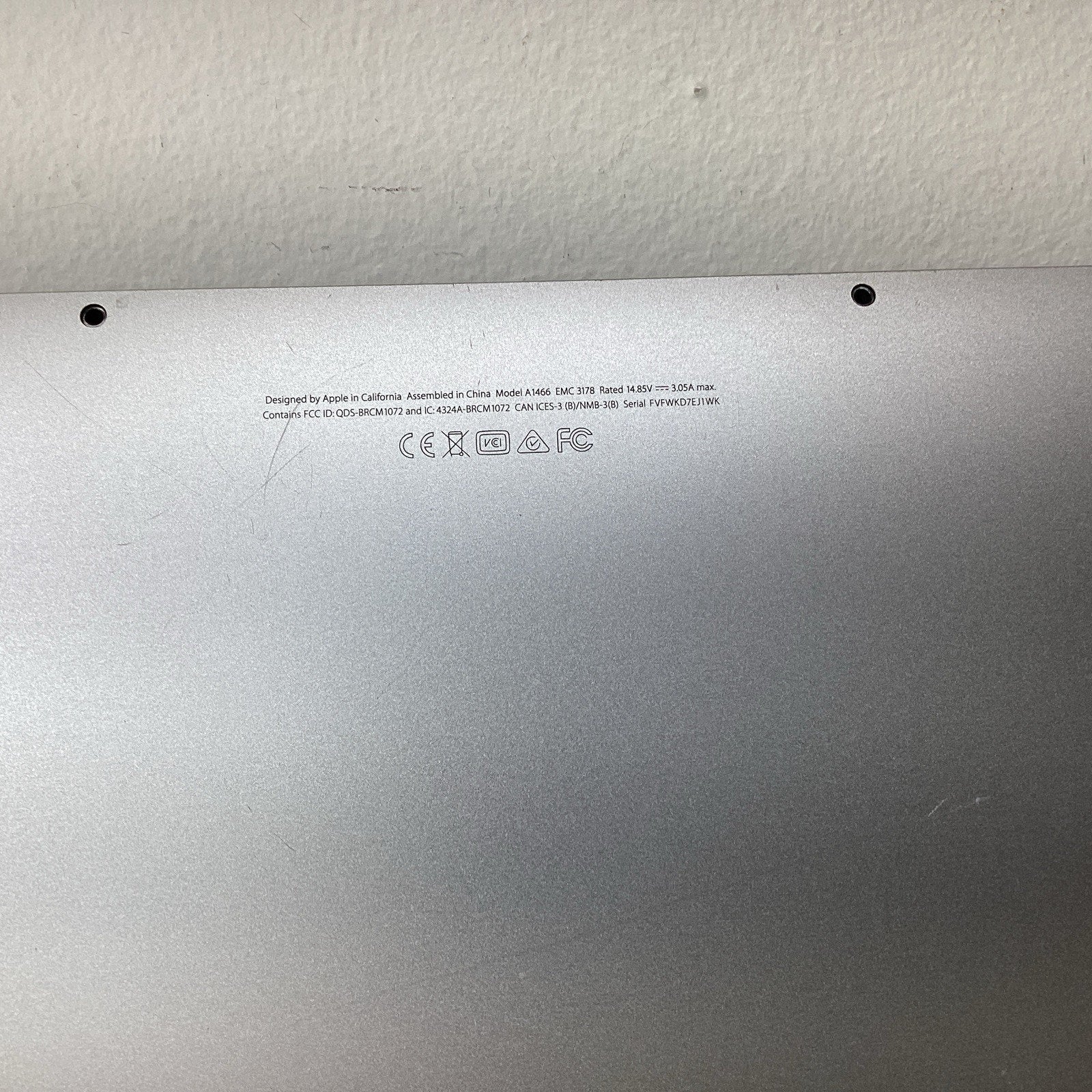 MacBook Air A1466 Silver 13" Palmrest w/ Keyboard ,Touchpad, Battery - For Parts