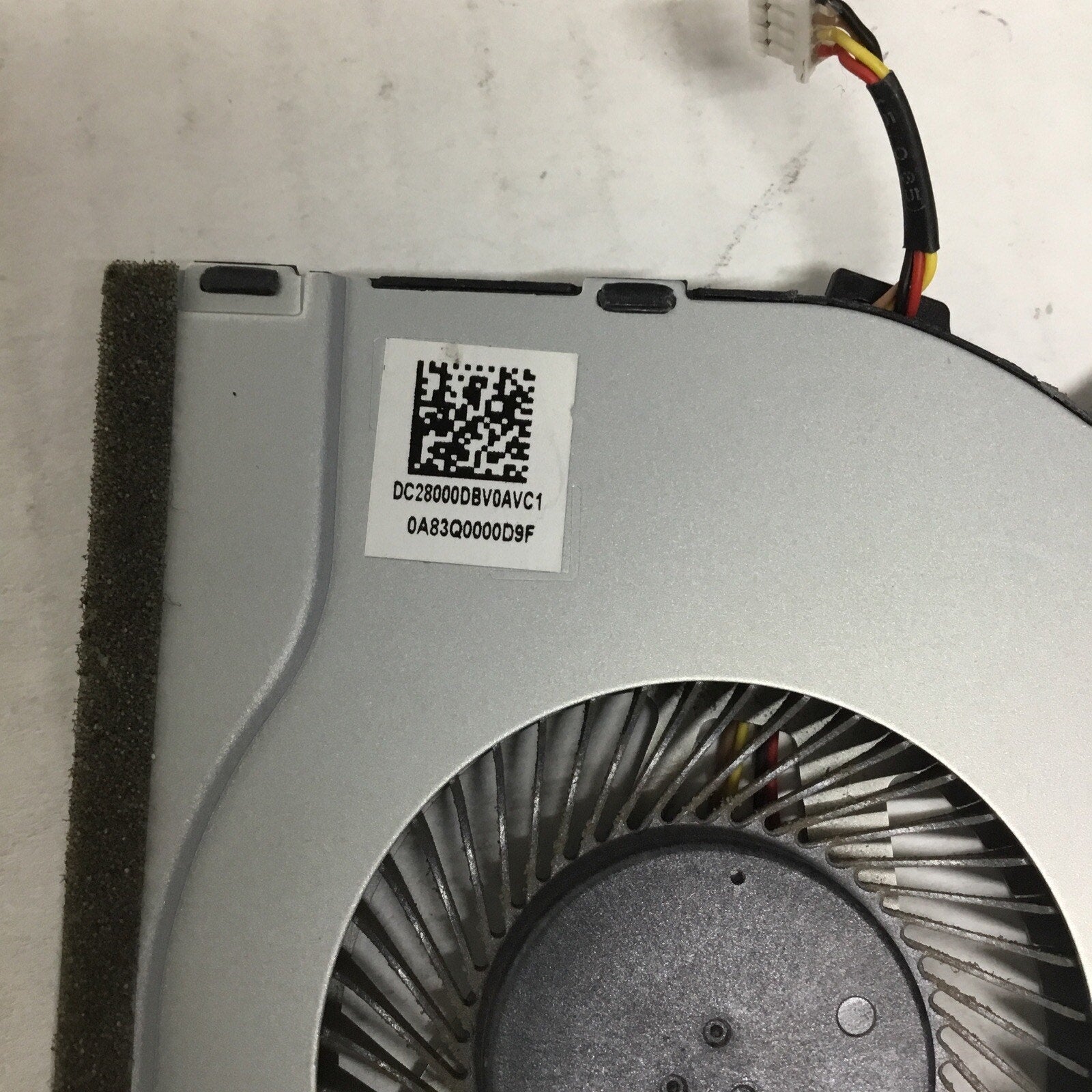 Lenovo Ideapad 17.3" 330-17IKB OEM CPU Cooling Fan DC28000DBV0AVC1 7349