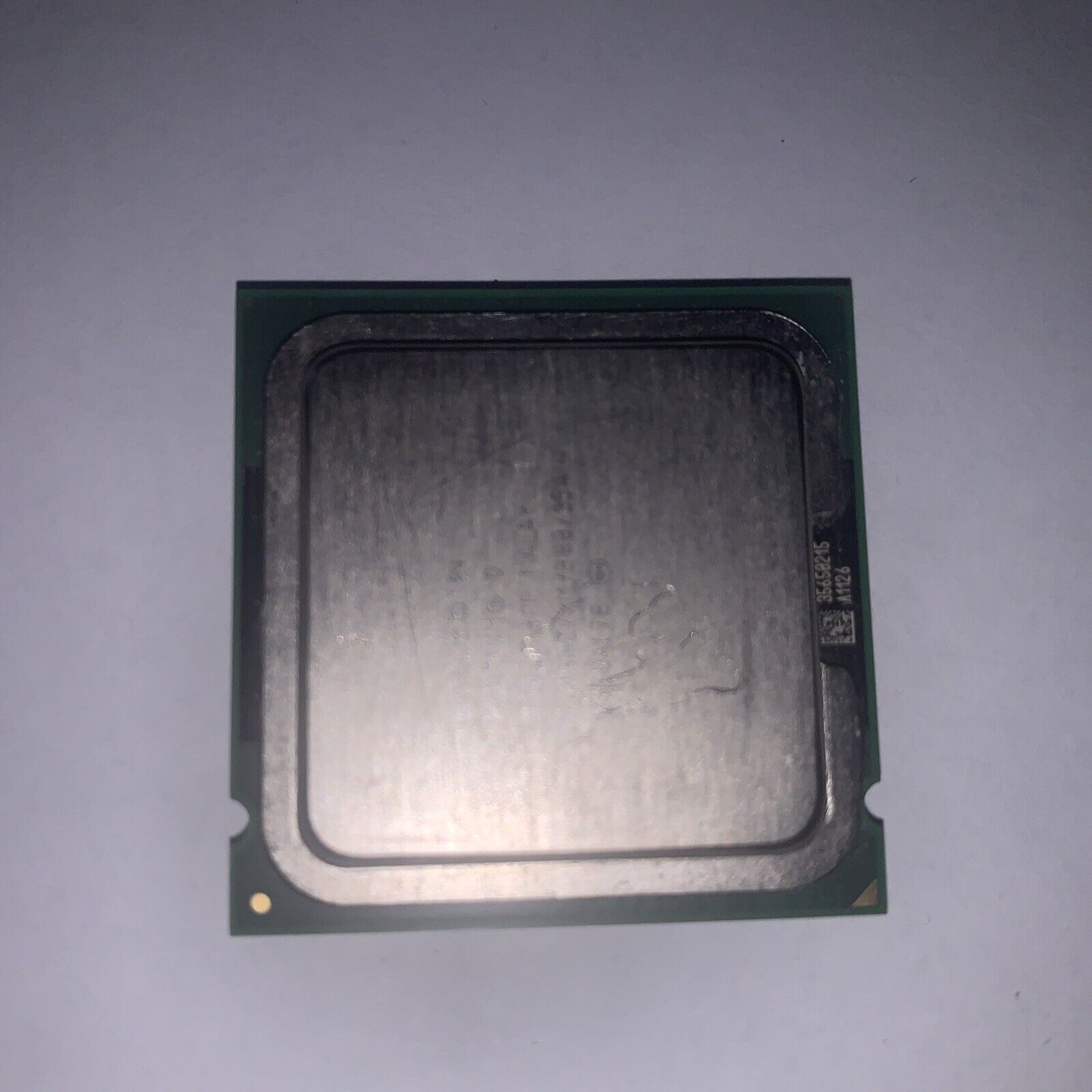Intel Pentium D 820 2.8ghz/2m/800mhz CPU SL8CP Socket LGA 775 Desktop Processor