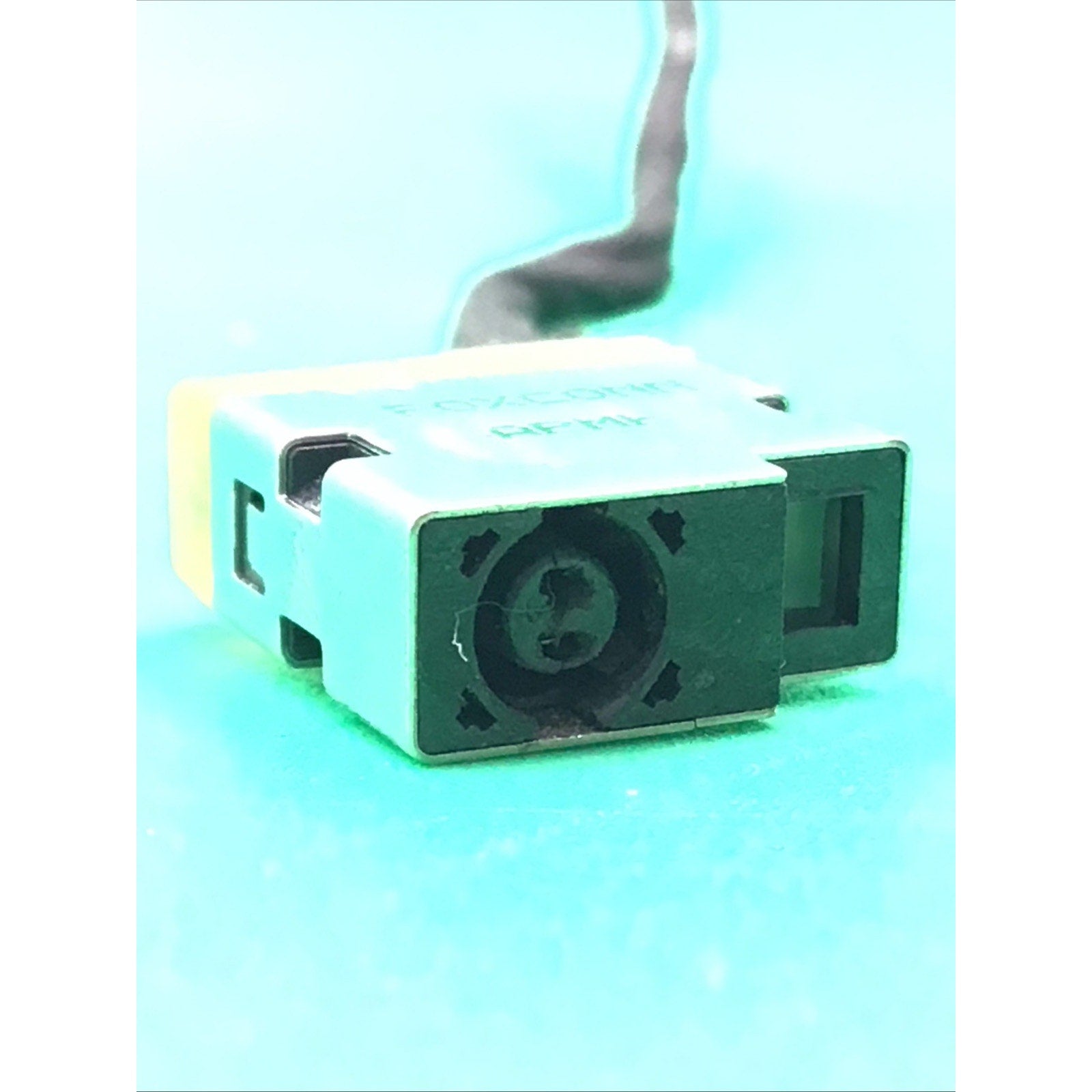 806746-001 799749-T17 HP Pavilion 17-X116DX DC Charging Jack Cable Assembly