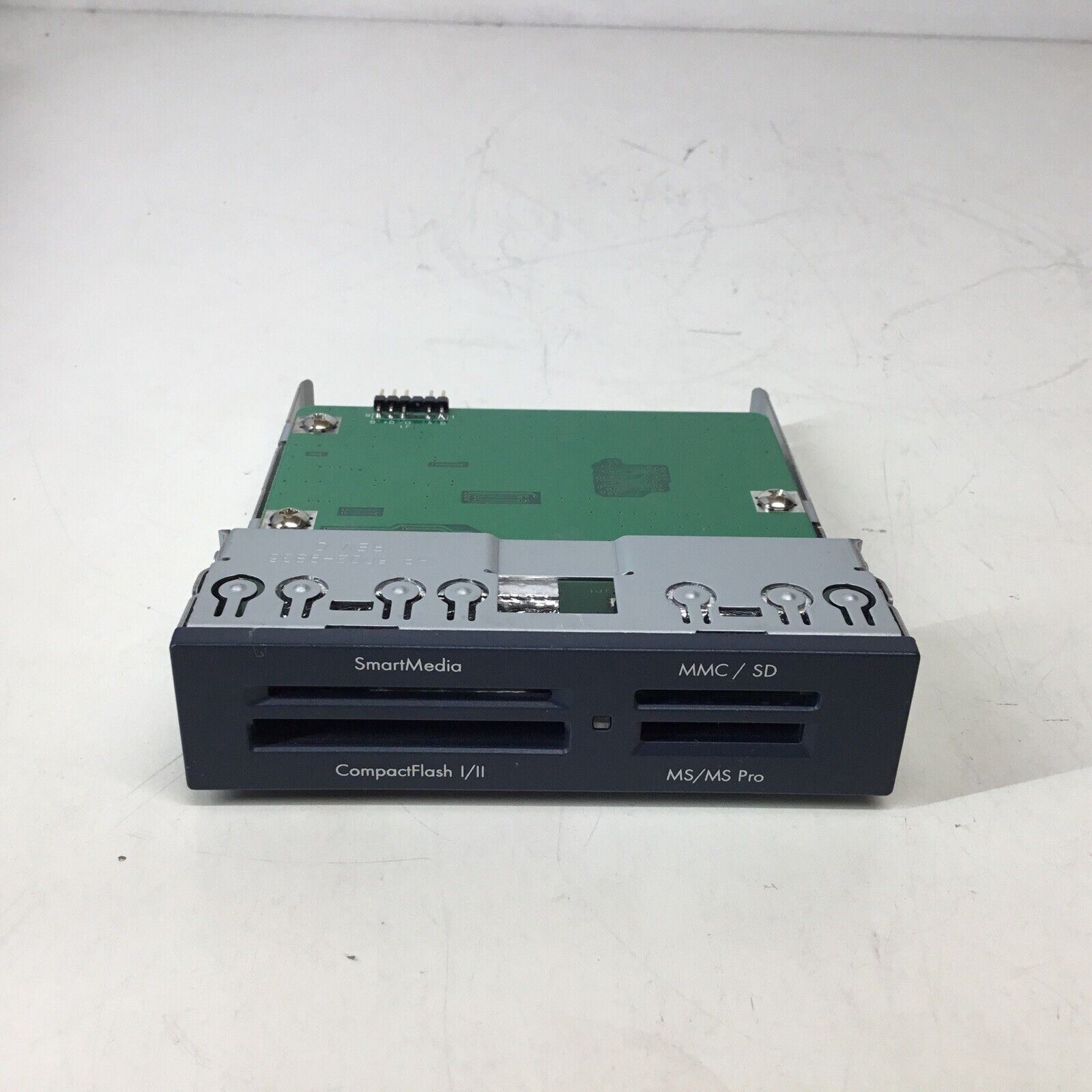 HP Pavilion 3.5 4-Slot 7-In-1 Memory Card Reader 5069-6272