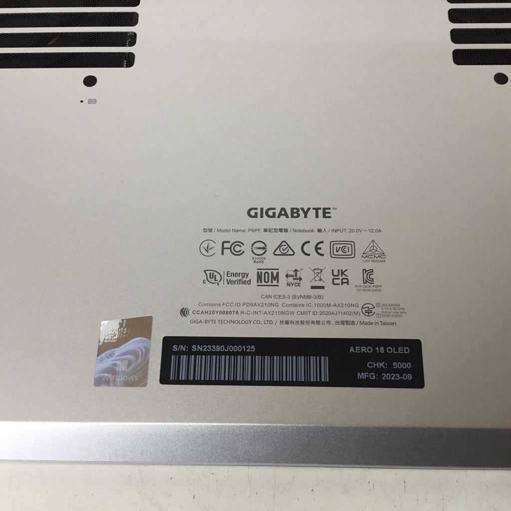 Gigabyte AERO 16 OLED Gaming Laptop i9-13900H 32GB RAM 1TB SSD RTX 4070