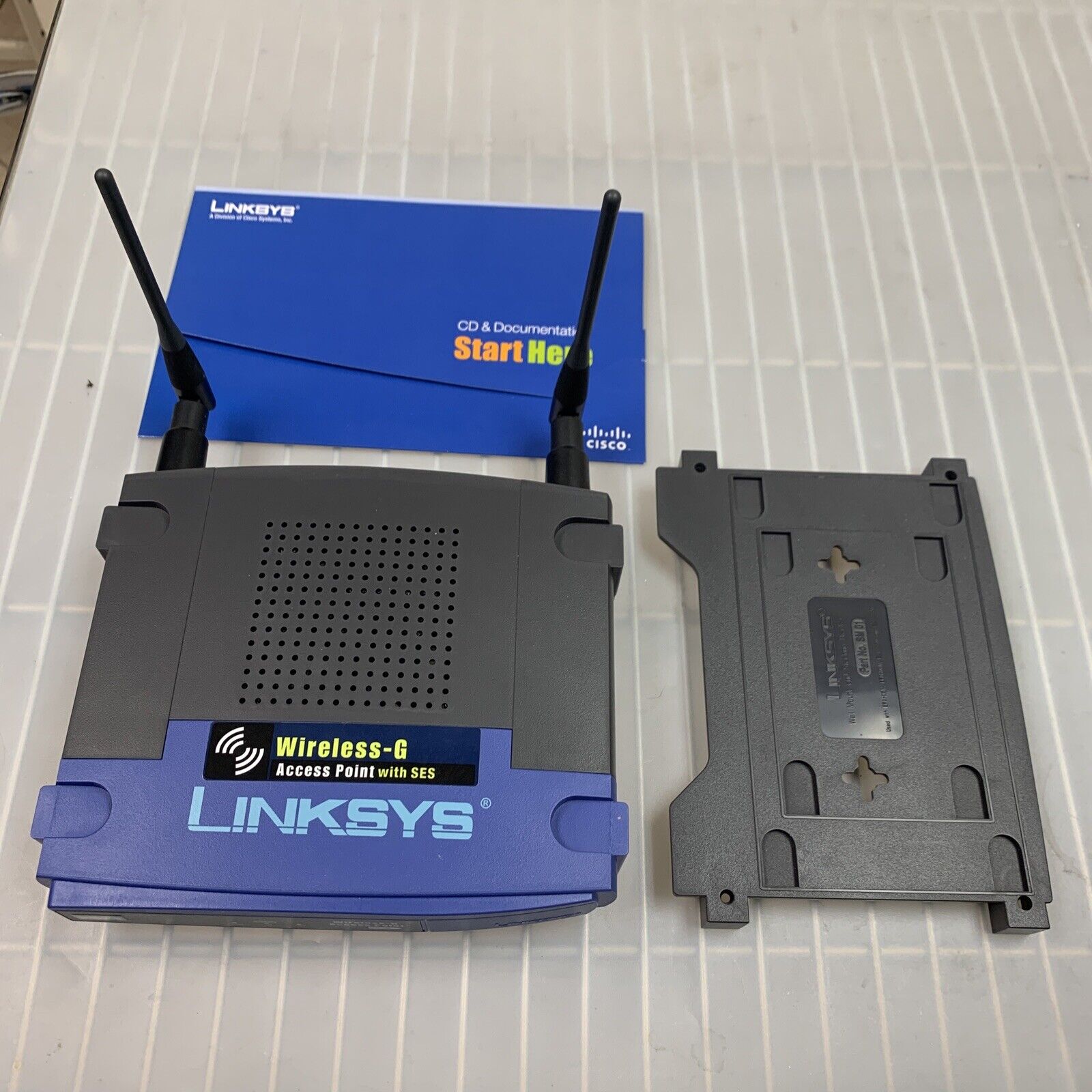 Cisco Linksys WAP54G v3.1 54 Mbps Wireless-G Access Point - No Power Cable