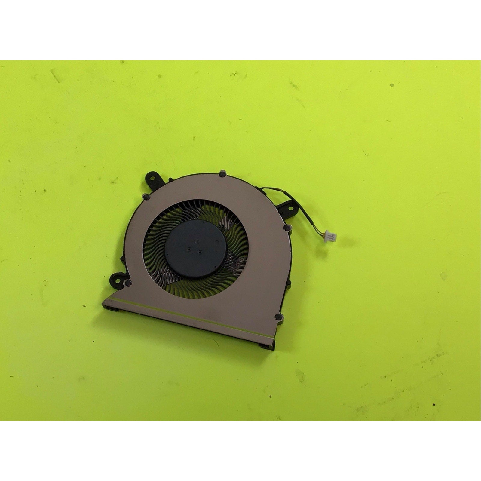 Delta CPU Cooling Fan NS85A04 BA31-00165A 6X10N8R