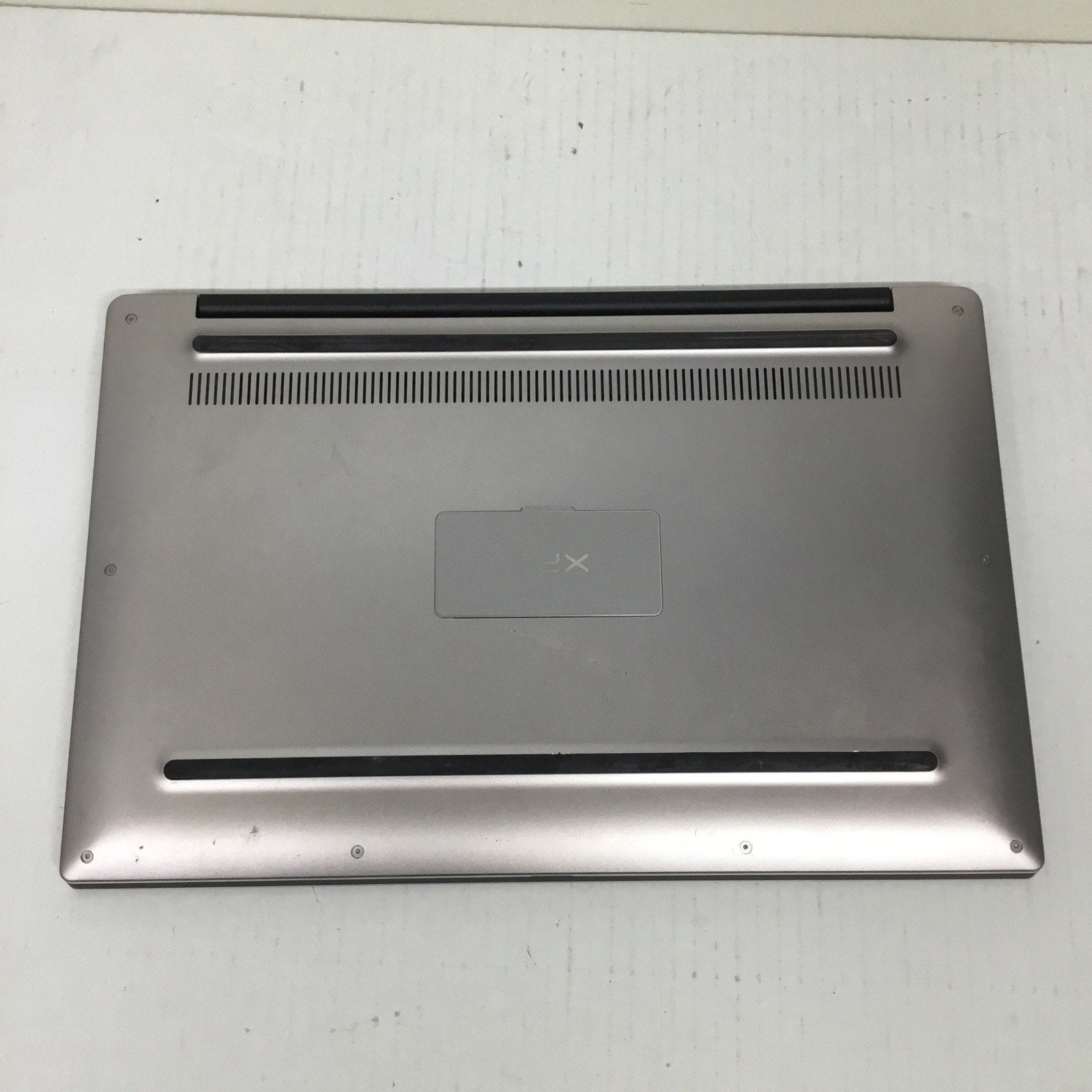 FOR PARTS Dell XPS P54G 13" Laptop, i5-7th Gen, No SSD READ DESC