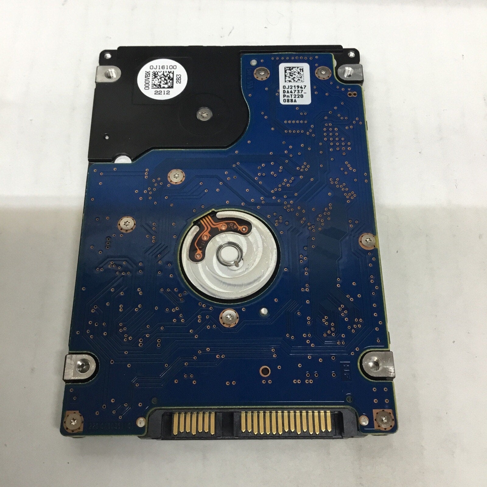 Hitachi HTS725050A7E630 0J26195 2.5" 500GB 7.2K RPM SATA Hard Drive