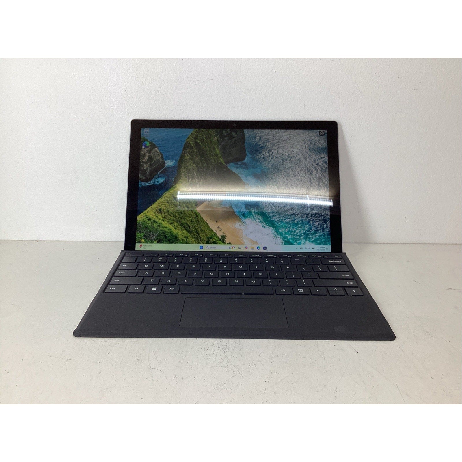 Microsoft Surface Pro 7 Plus 1960 Intel i7-1165G7 16GB RAM 512GB SSD Win 11 Pro